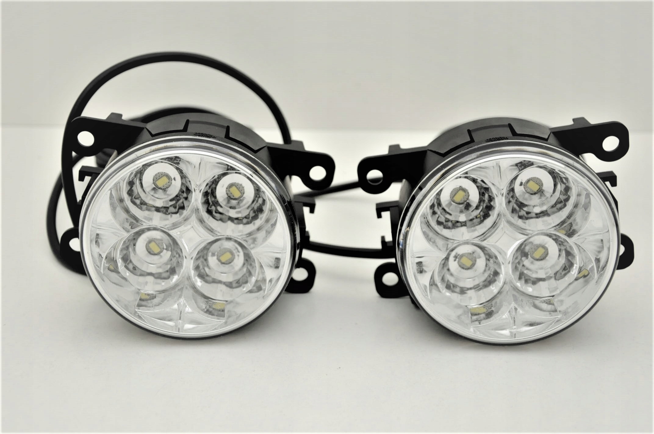 комплект фар для езды днем magneti marelli 713120117010