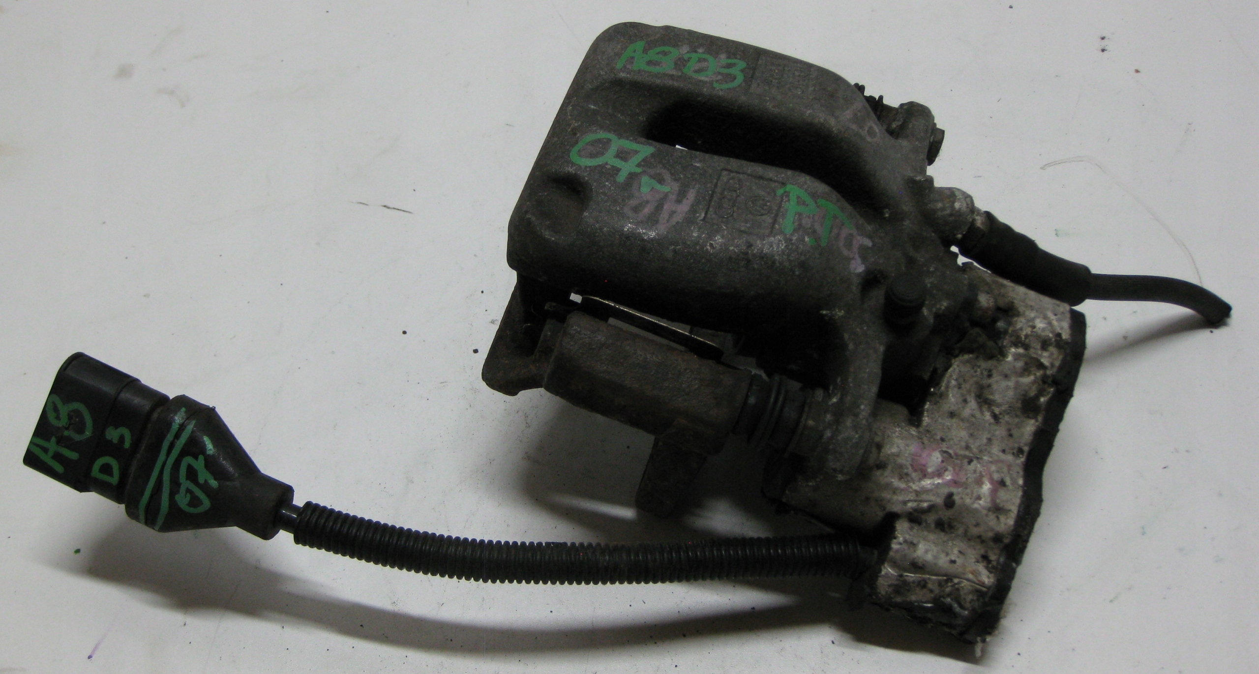 AUDI A8 D3 07R caliper brake right rear part