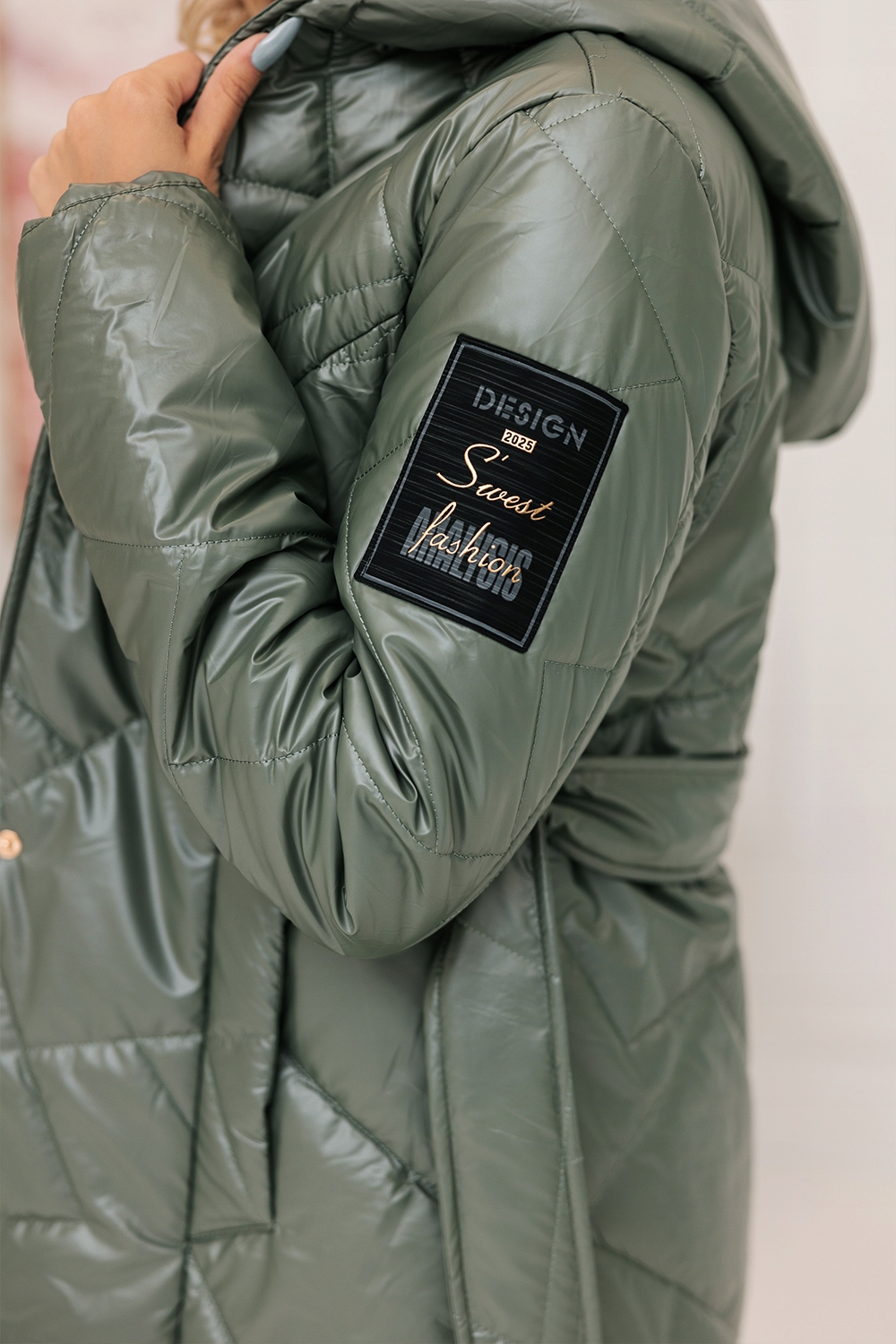 DŁUGI PIKOWANY PŁASZCZ Z PASKIEM PRZEJŚCIOWY XXL Rozmiar XXL