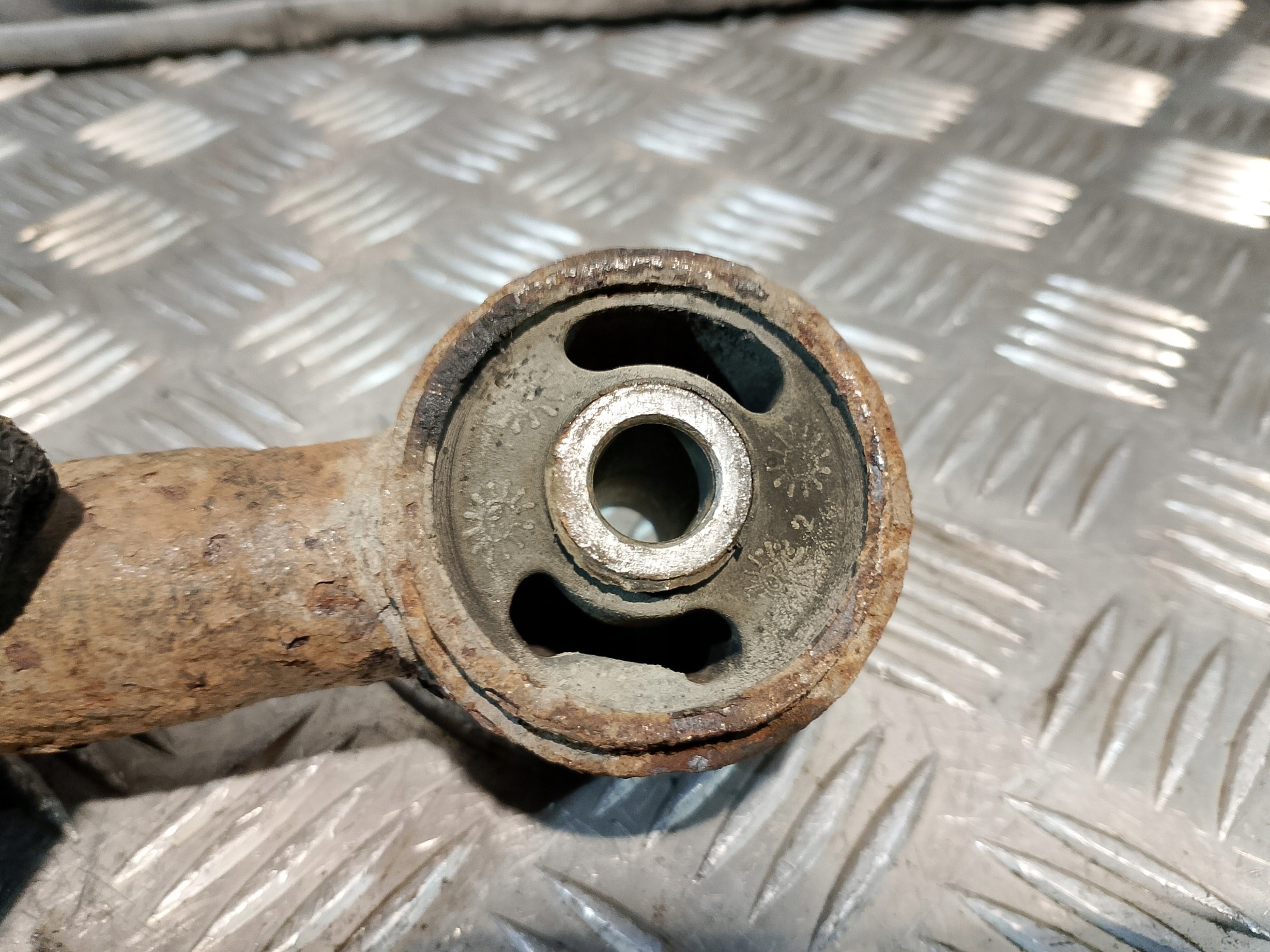 Querlenker heck hinten links LAND ROVER FREELANDER 1.8 B