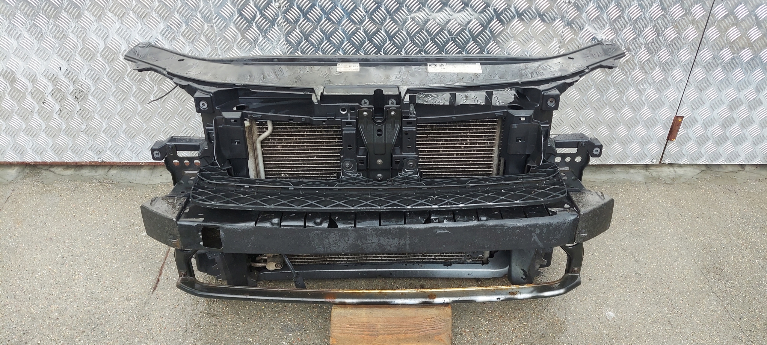 SCHLOSSTRÄGER KOMPLET VW PASSAT B7