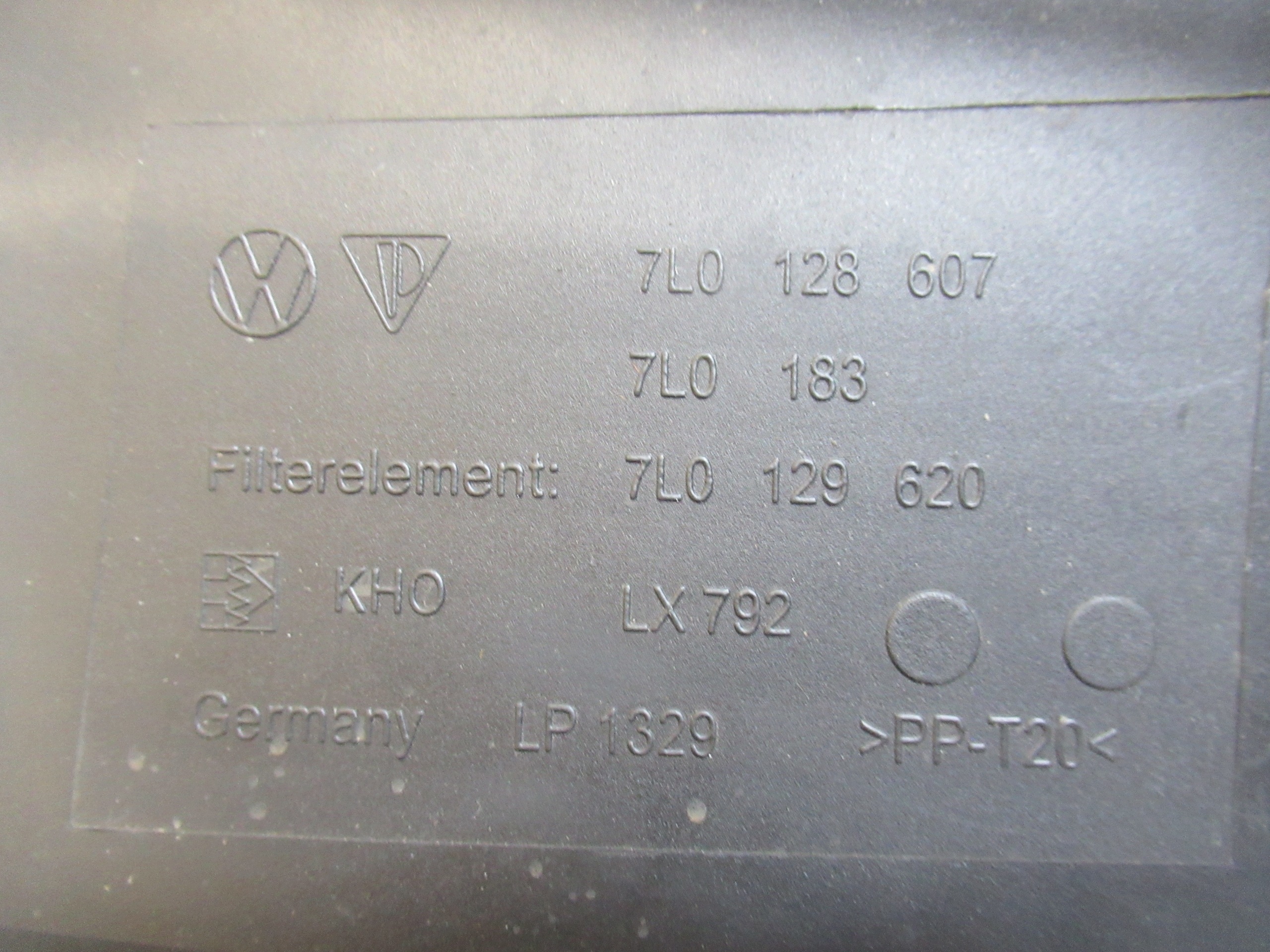 Gehäuse filter luft VOLKSWAGEN TOUAREG 7L0128607