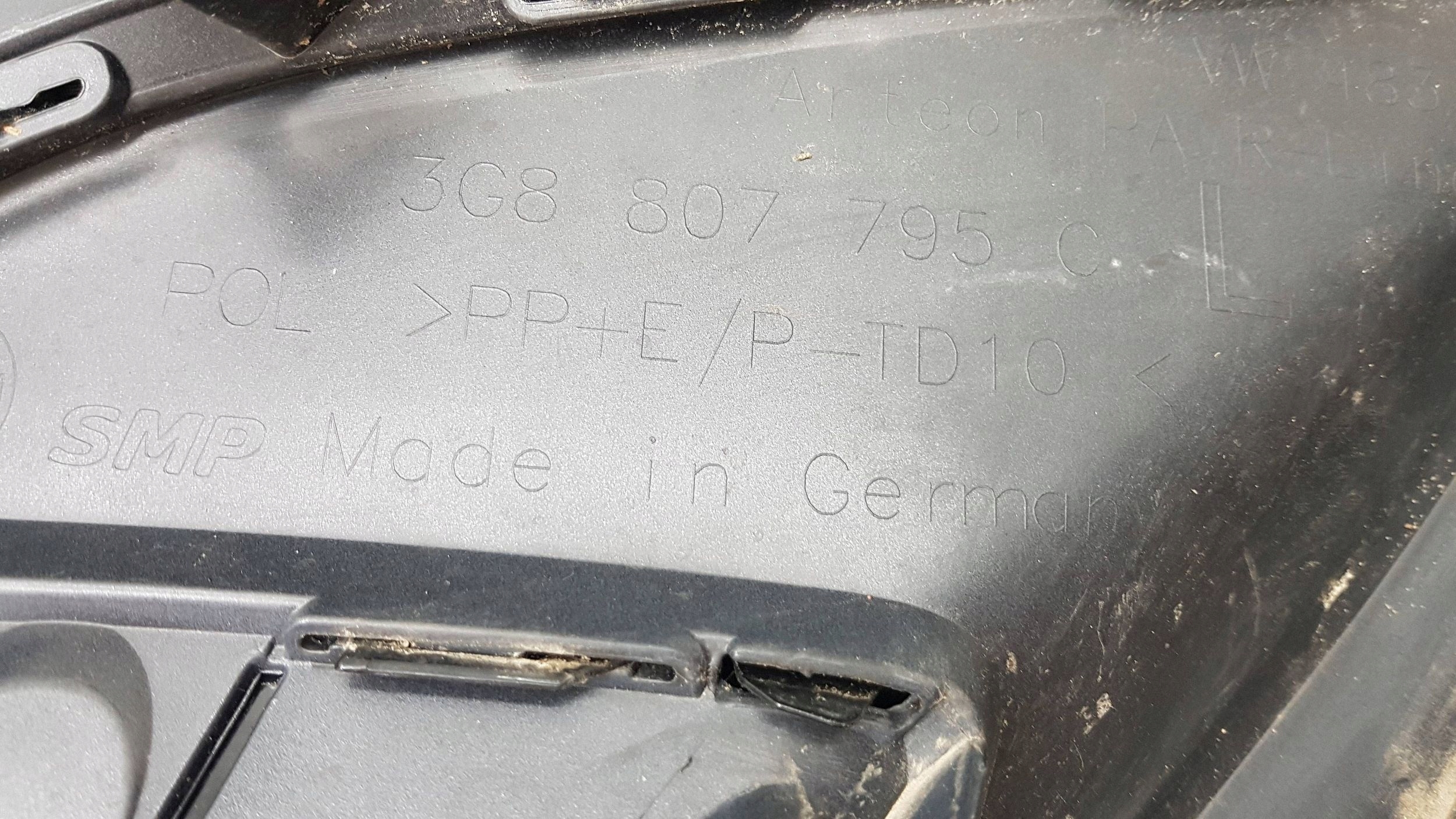 VW ARTEON R LINE 2017 - bumper front 3G8.807.795