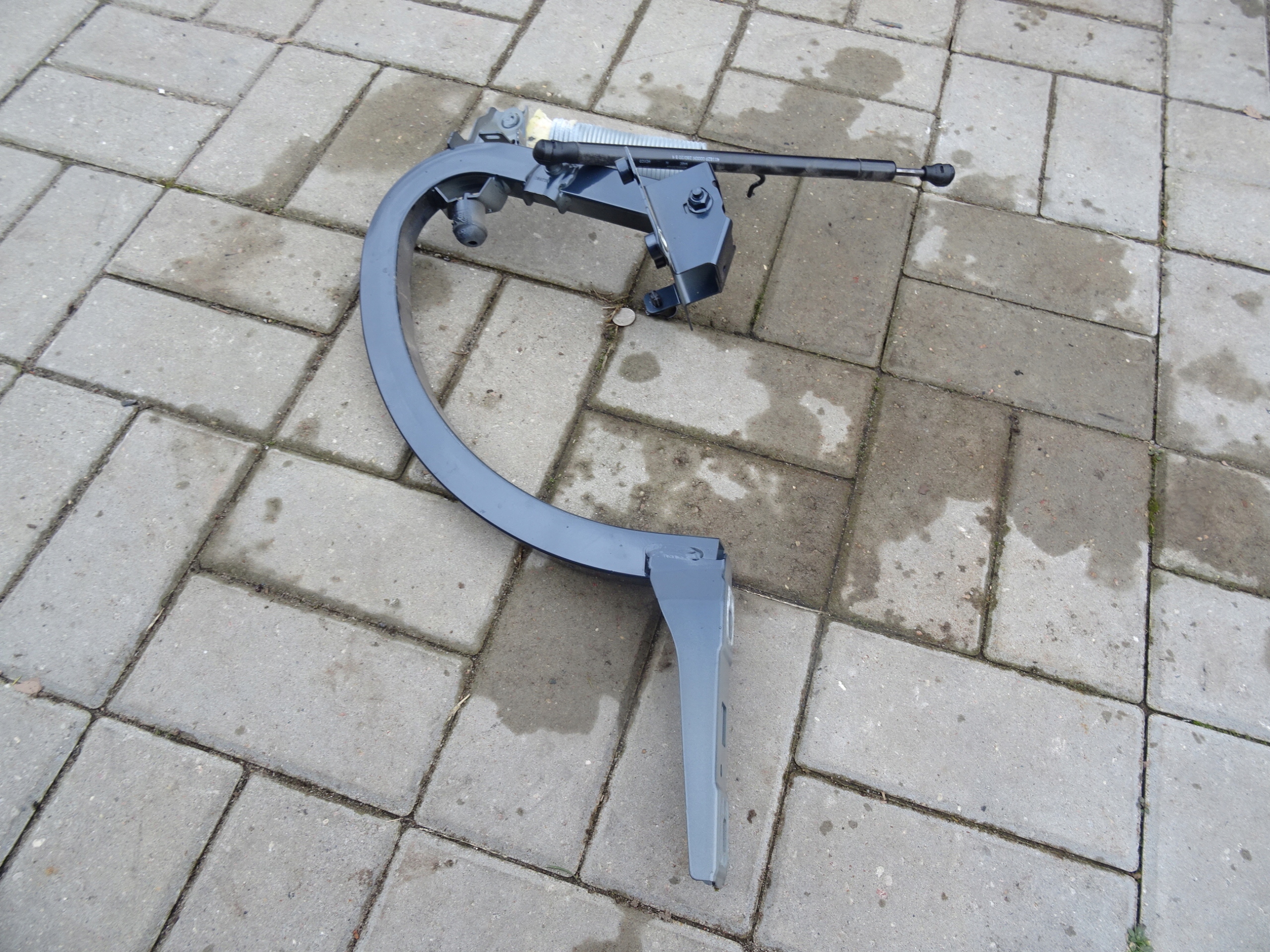 VOLVO S60 ZAWIAS KLAPY TYLNEJ 31479427 32136219