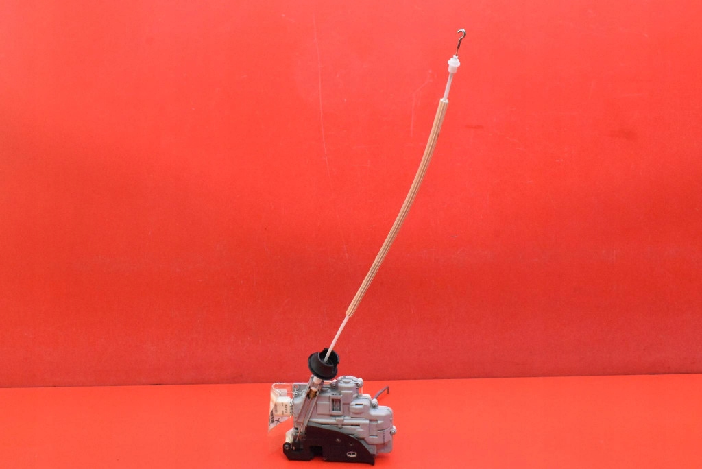 lock door right front front EU AUDI A3 8P 3D HB LIFT 04-08