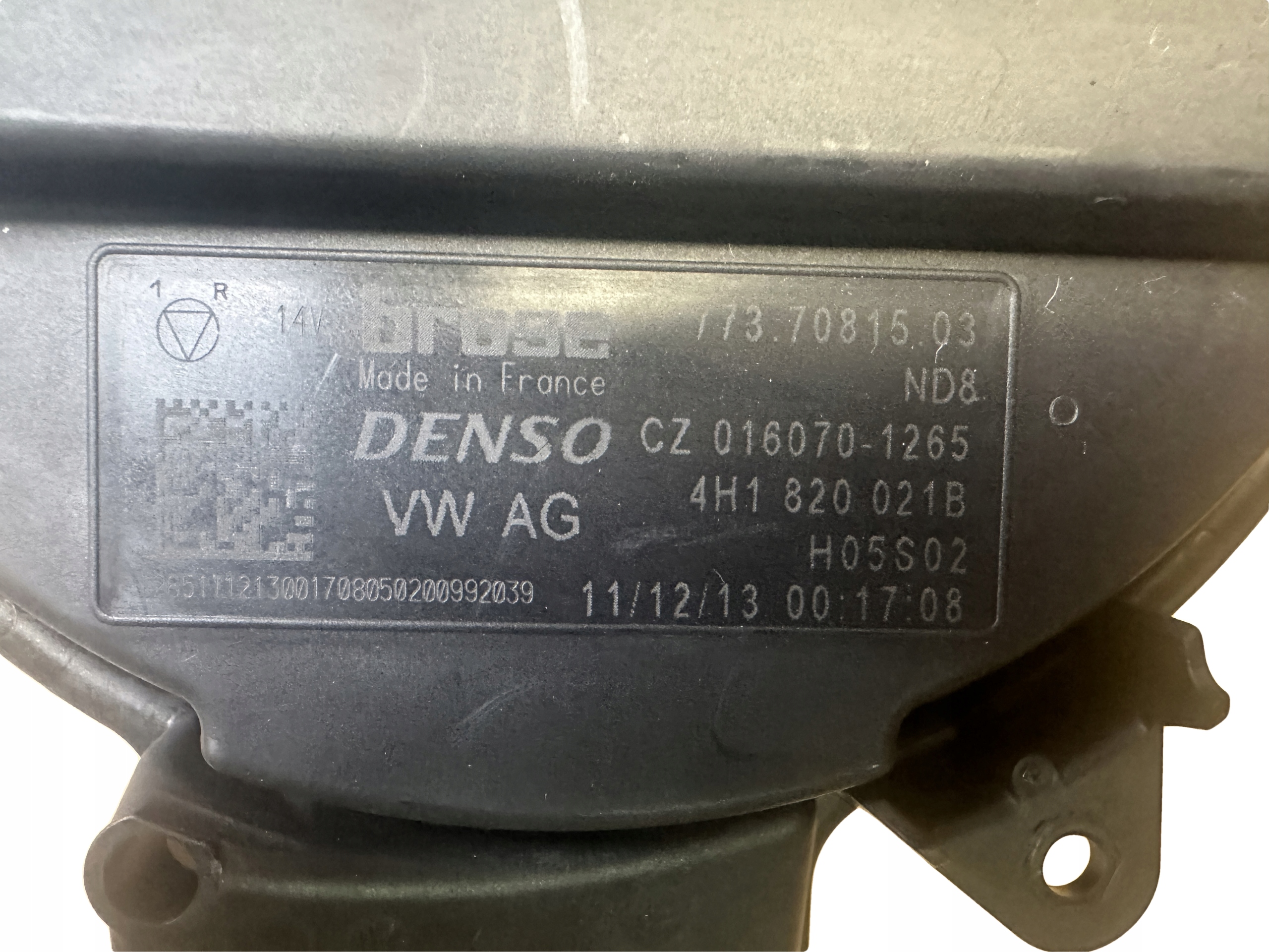 AUDI A6 A7 A8 DMUCHAWA Lüfter des lüfters 4H1820021B