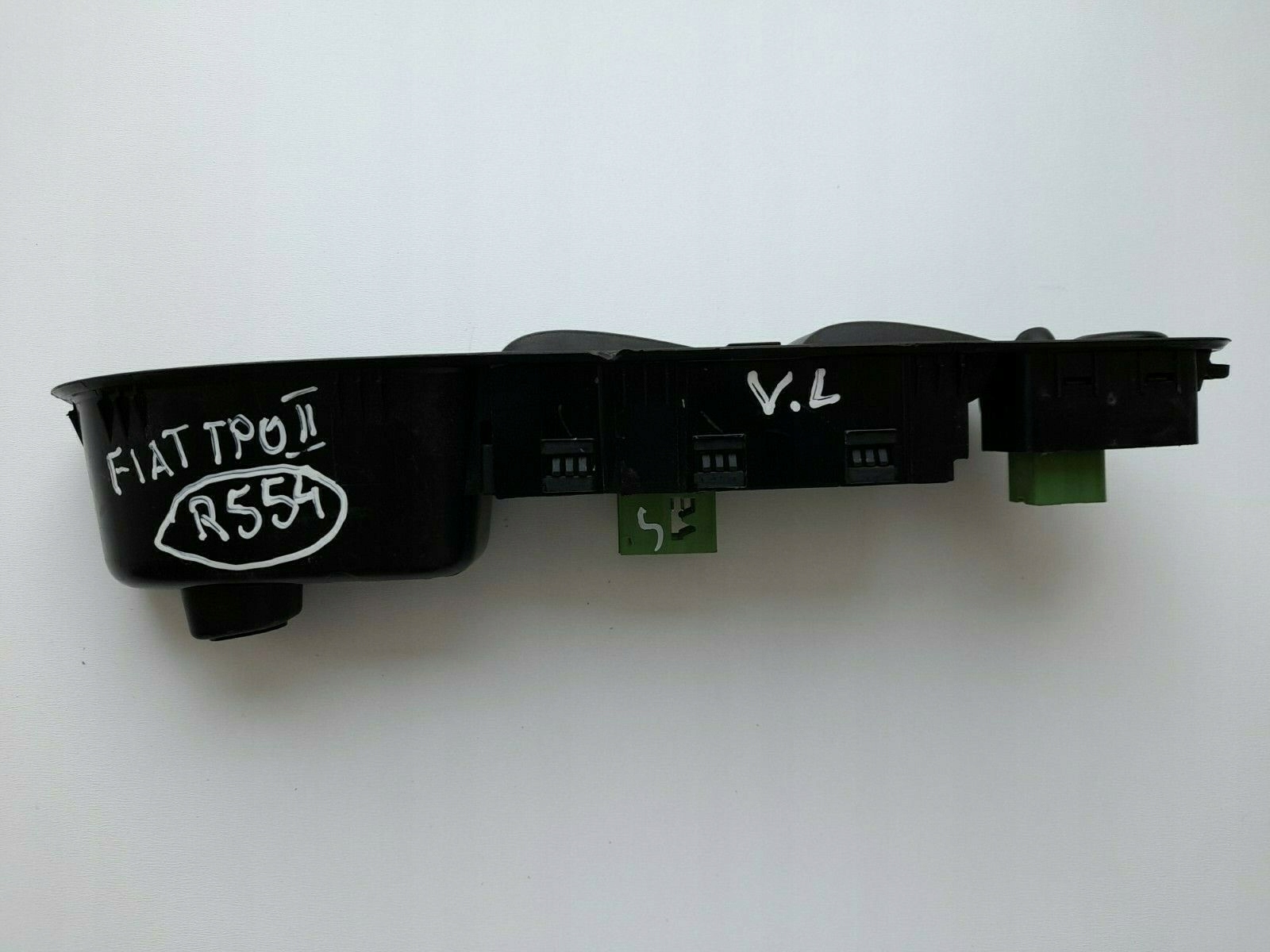 PEUGEOT CITROEN window control switch left 98319739ZD