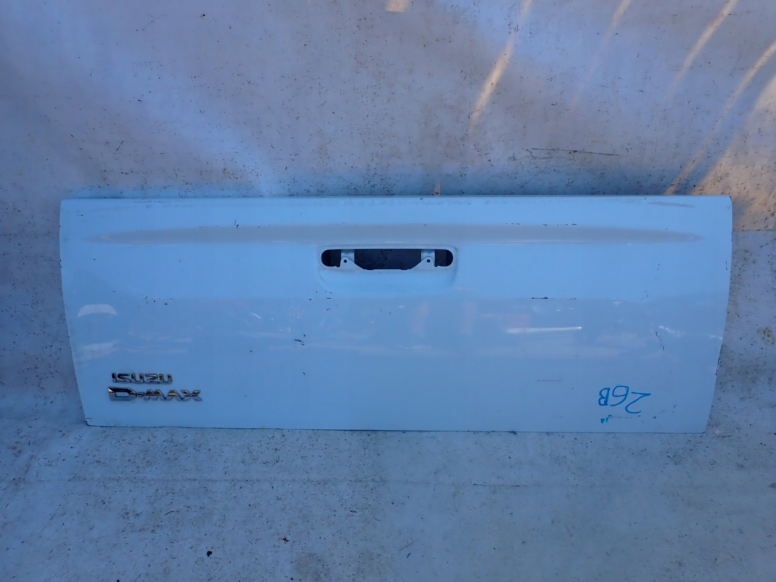 ISUZU D-MAX II 2 LIFT 15-20 BURTA boot door rear