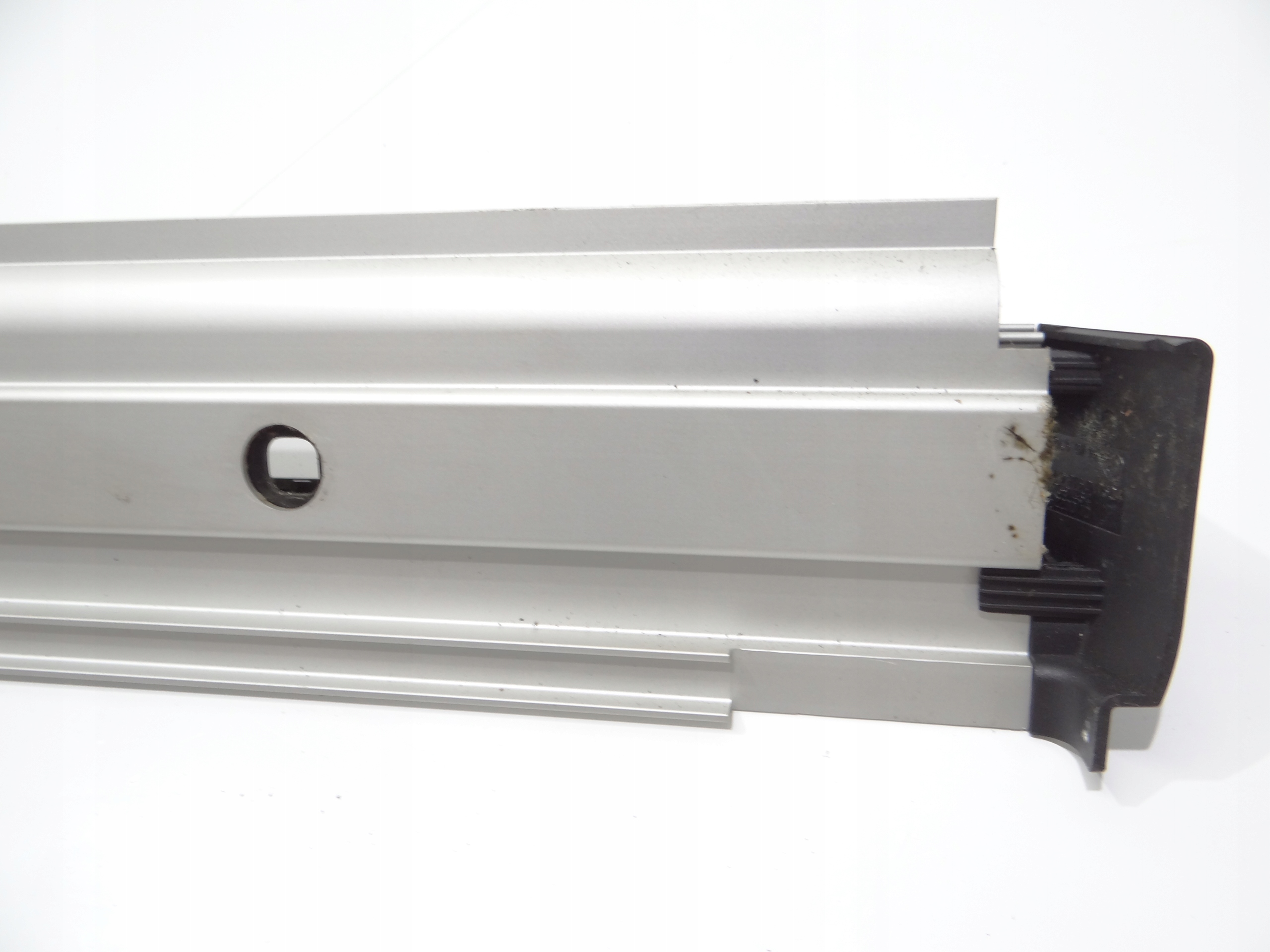 rail boot right BMW F11 OE 7228710