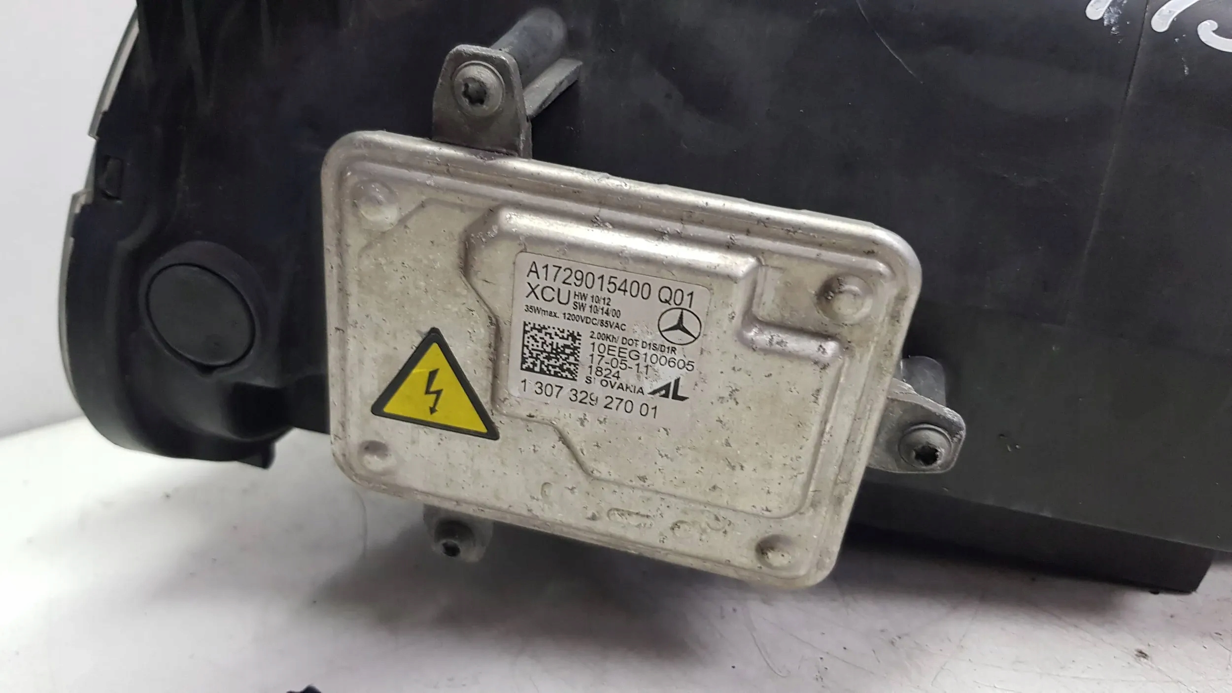 light front right Xenon A1728203261 Mercedes SLK W172