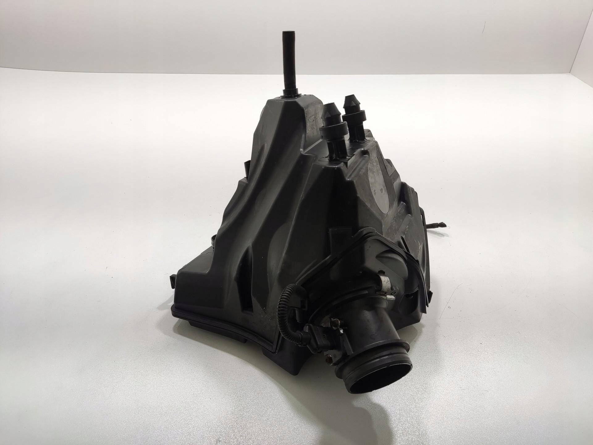 Gehäuse filter luft AUDI A4 B8 3.0 TDI 2007-2011 8K0133835B
