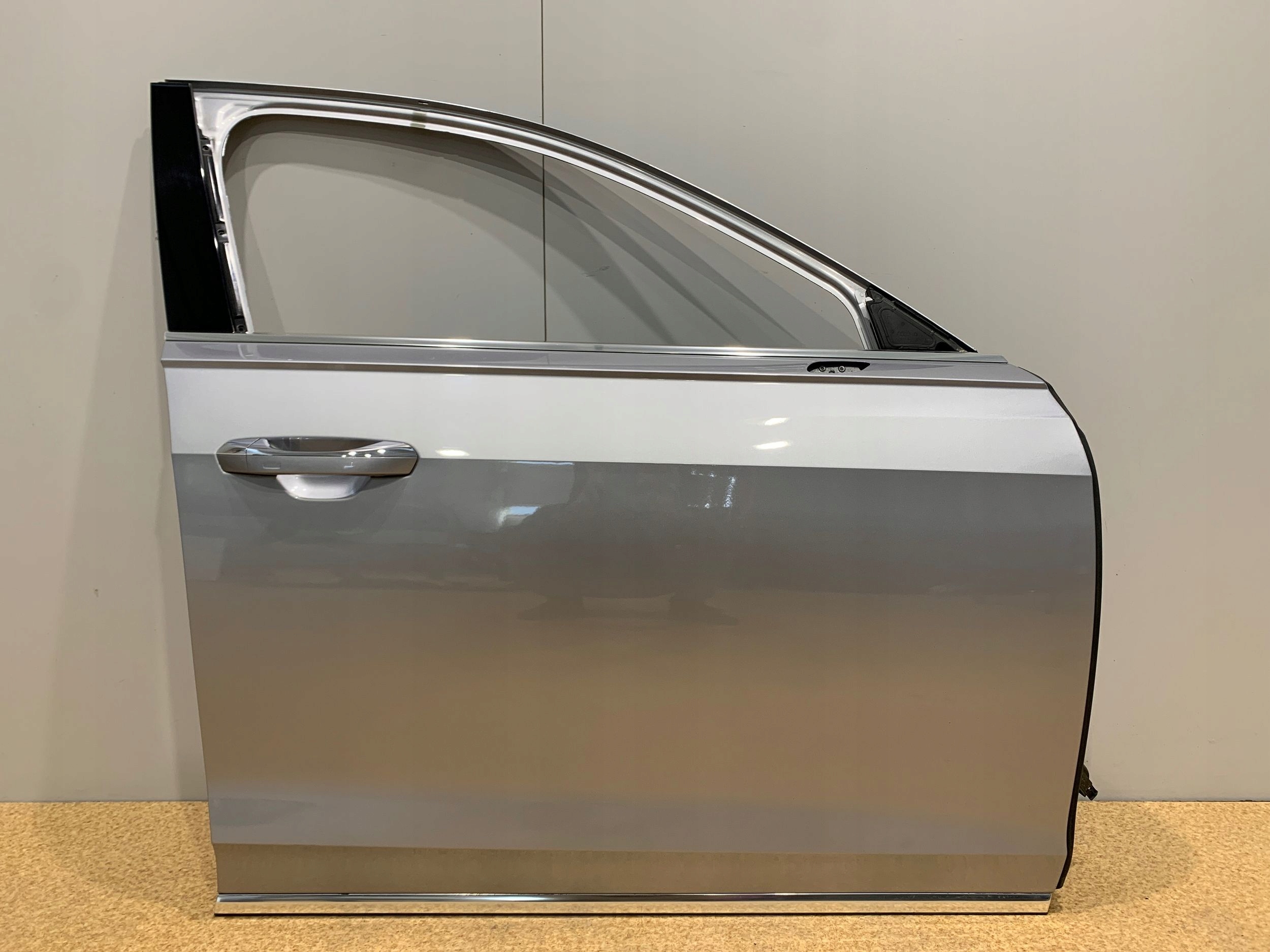 Audi A8 Tür Vorne Rechts Door Porta Porte - Thumbnail 1