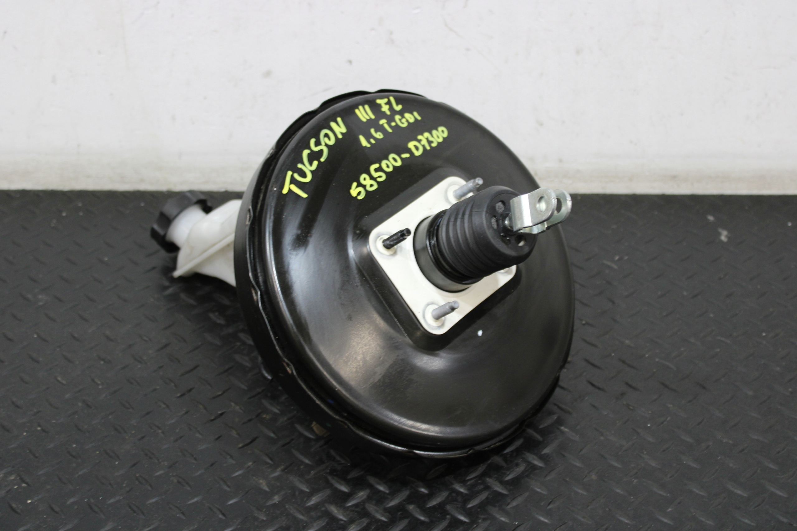 servo Servofreno HYUNDAI TUCSON 3 III 58500-D7300