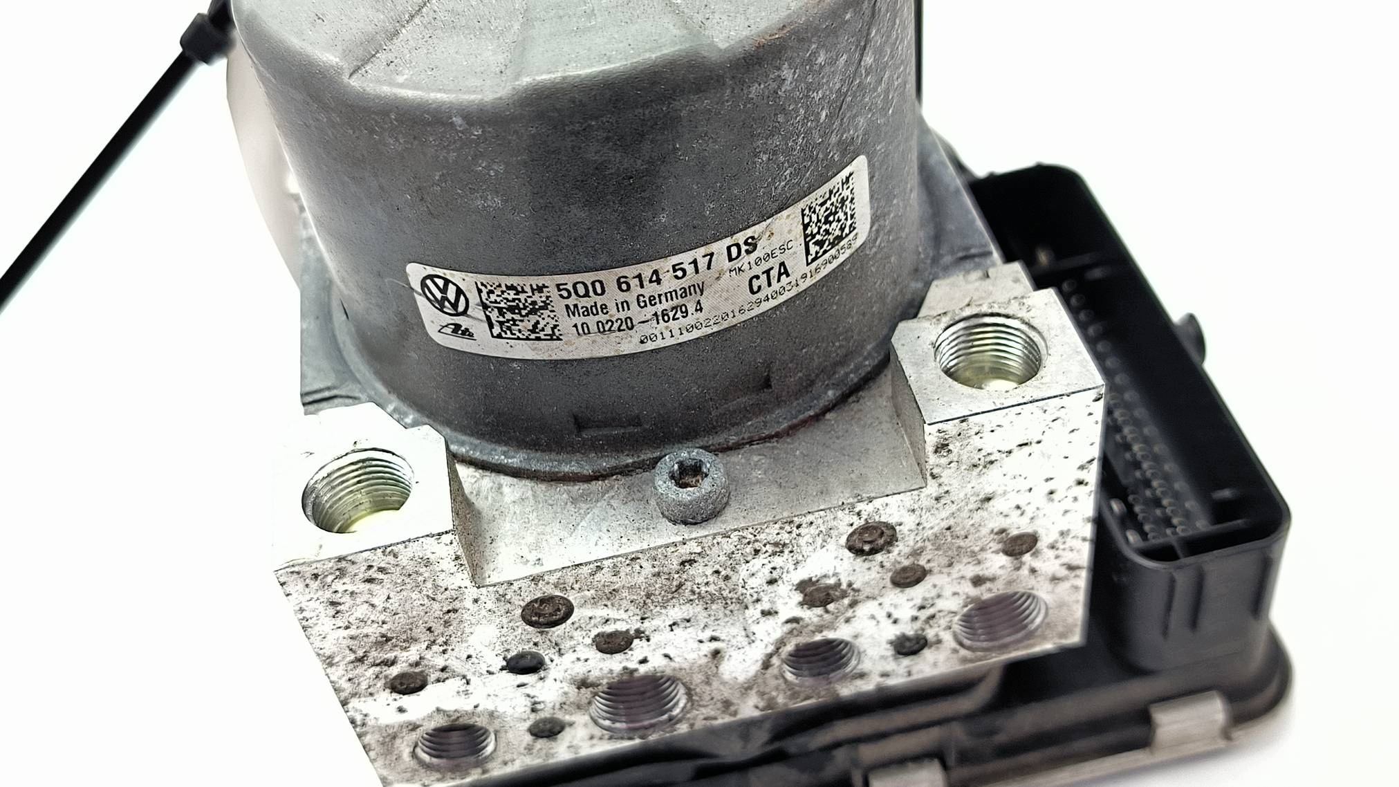 pump ABS brake 5Q0614517DS AUDI Q3 II 83A