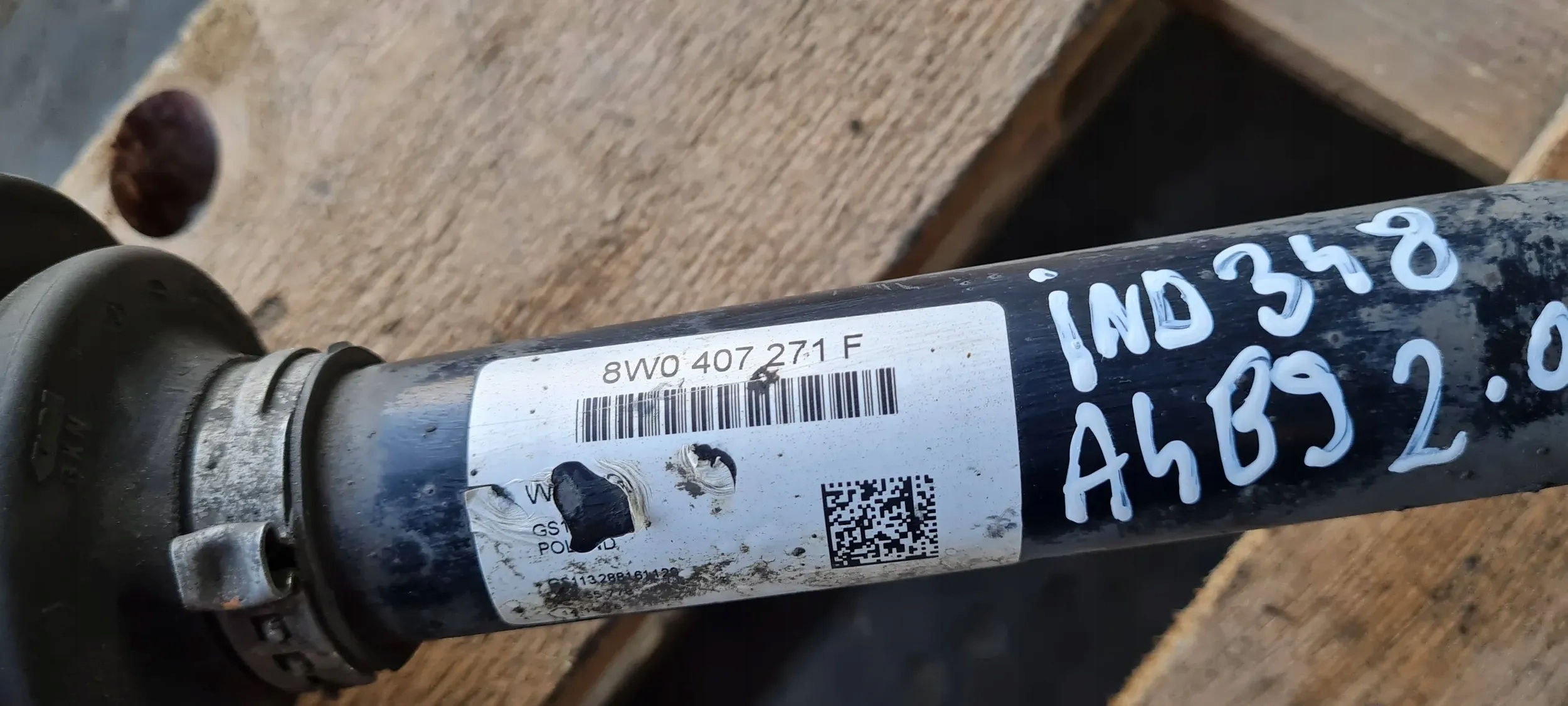 A4 B9 8W semi-axis front right left 2.0 TDI 8W0407271F A5 8W
