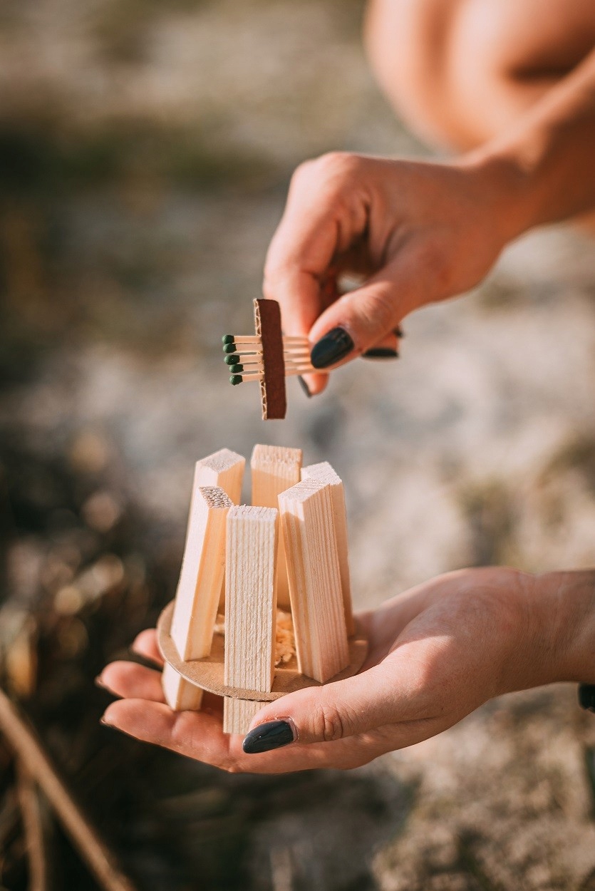 EKO-OGNISKO SURVIVAL Typ produktu rozpałka