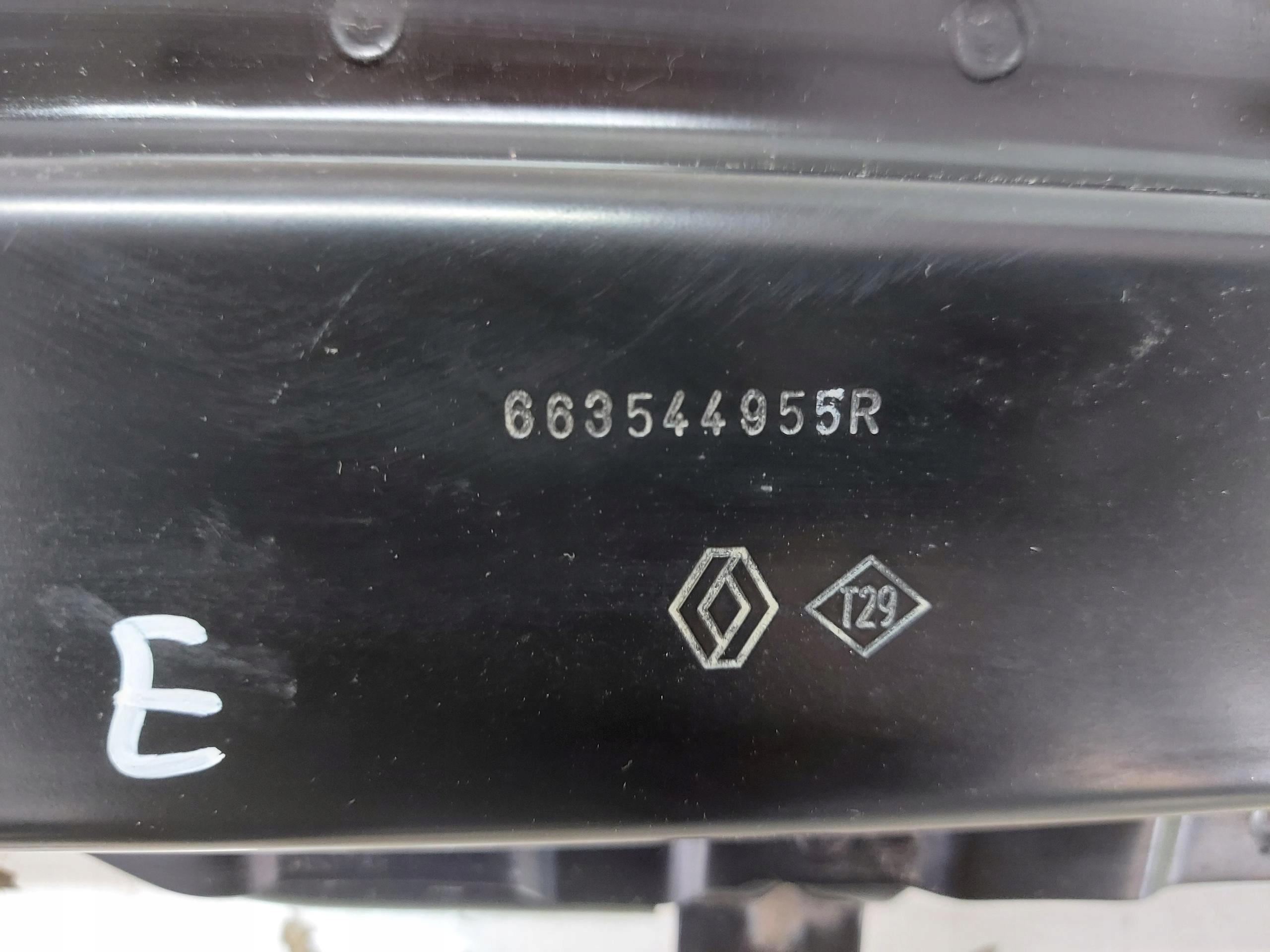 RENAULT Scenic E-Tech V 5 výztuha příčka předek 663544955R