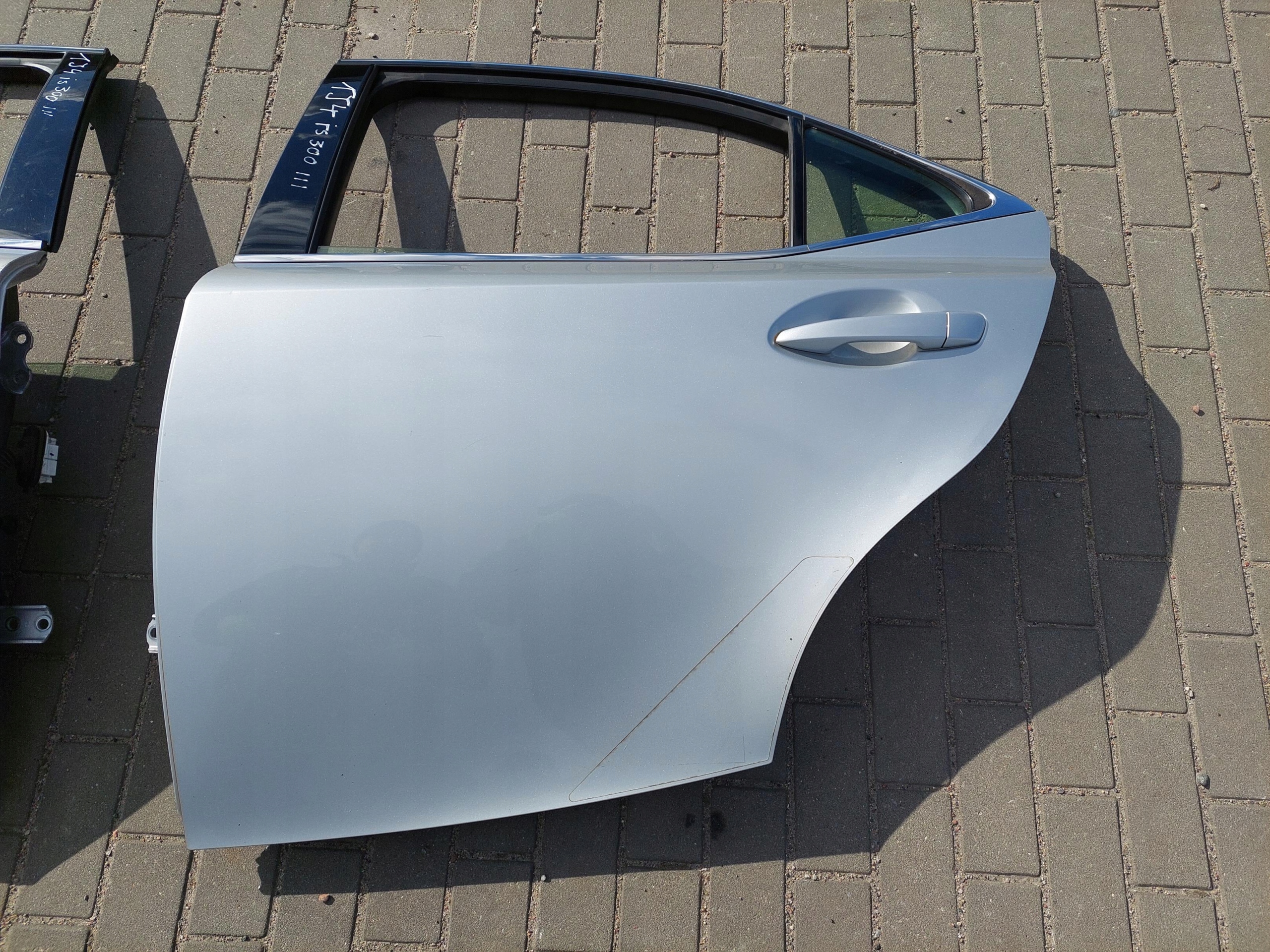 door rear part left rear. left LEXUS IS III 300 H 1J4