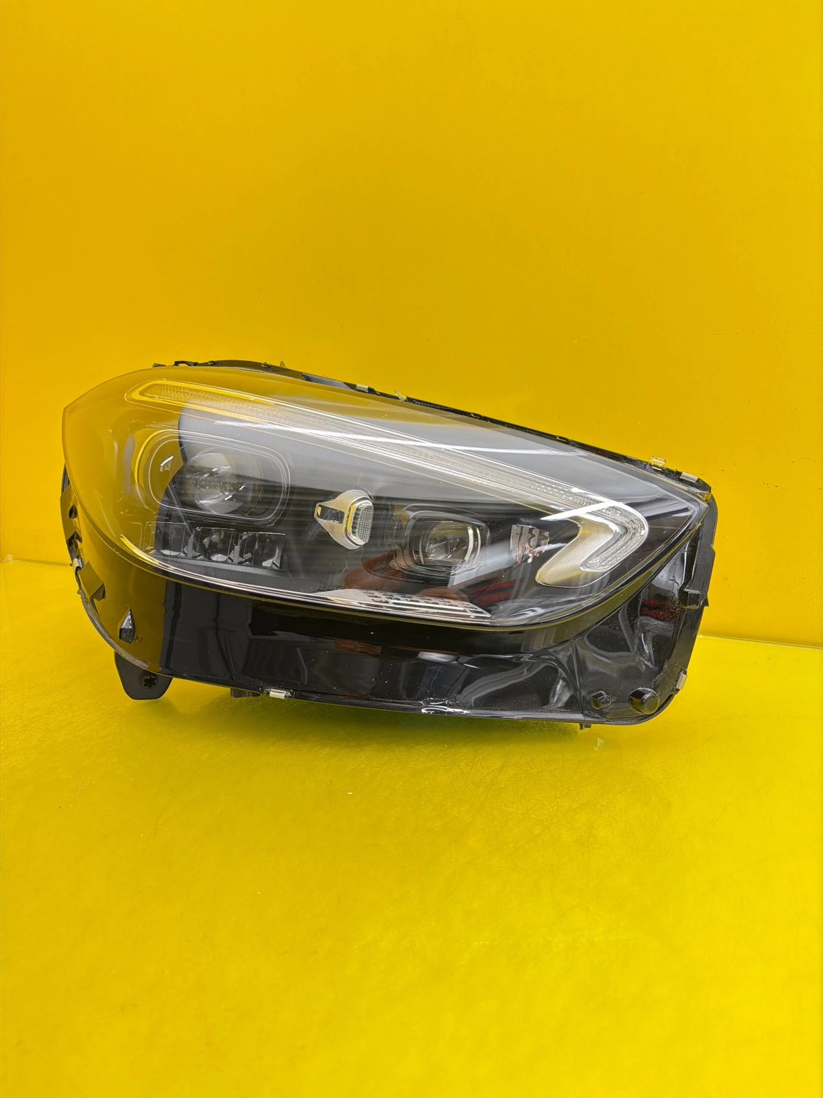 light right front Mercedes C-class W206 Digital Light Full Led A2069065404