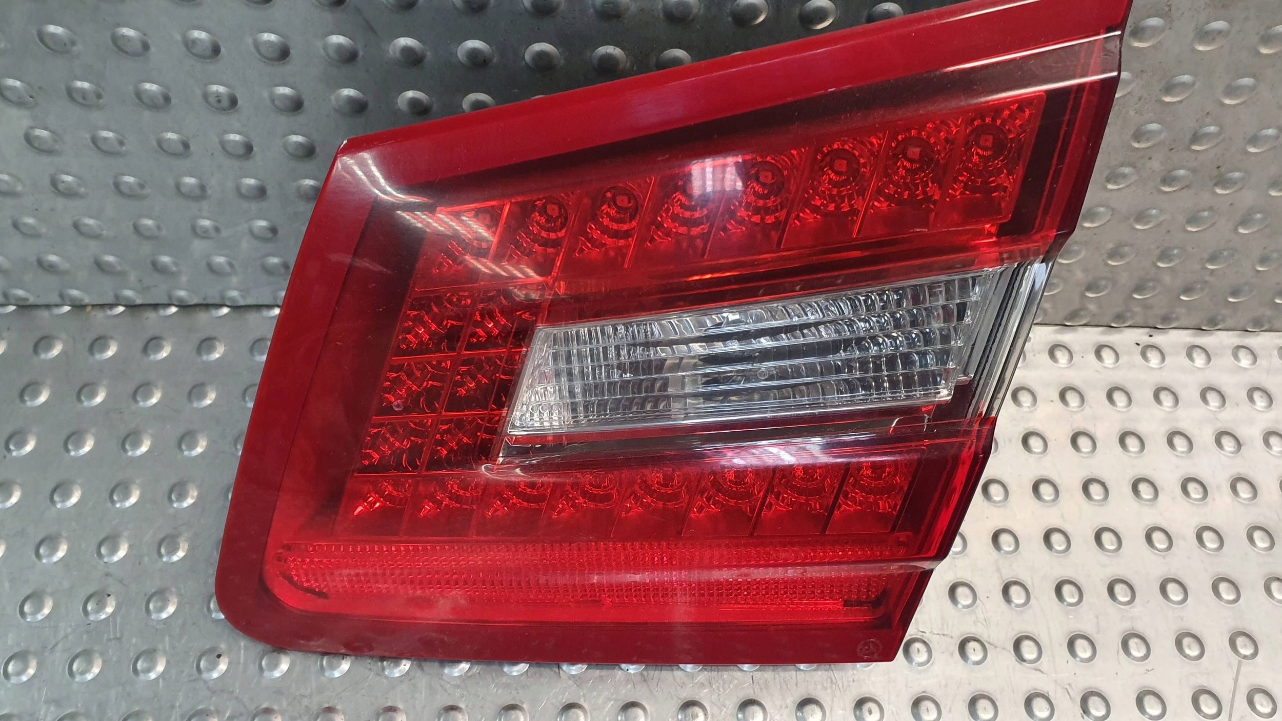light rear part right MERCEDES E-KLASA W212 KOMBI LED 09