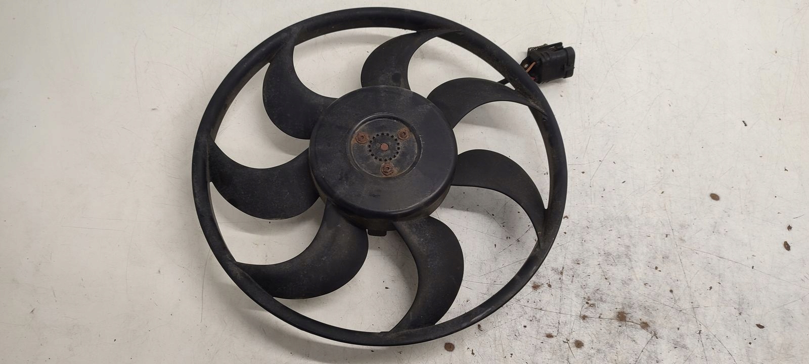 radiator fan Opel Astra H 1,8 16V