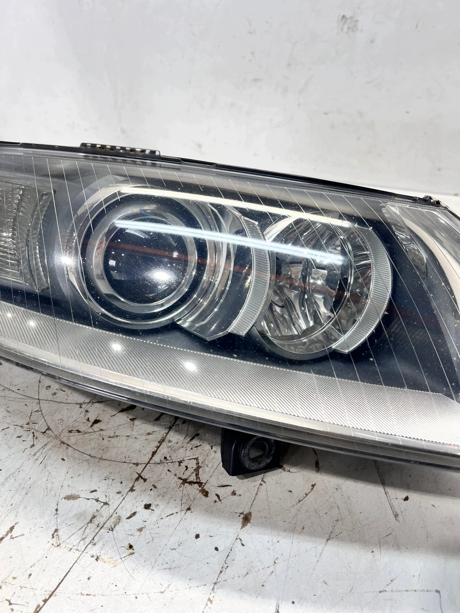 REFLEKTOR right AUDI A6 C6 4F0941004BB XENON positioning 59/25