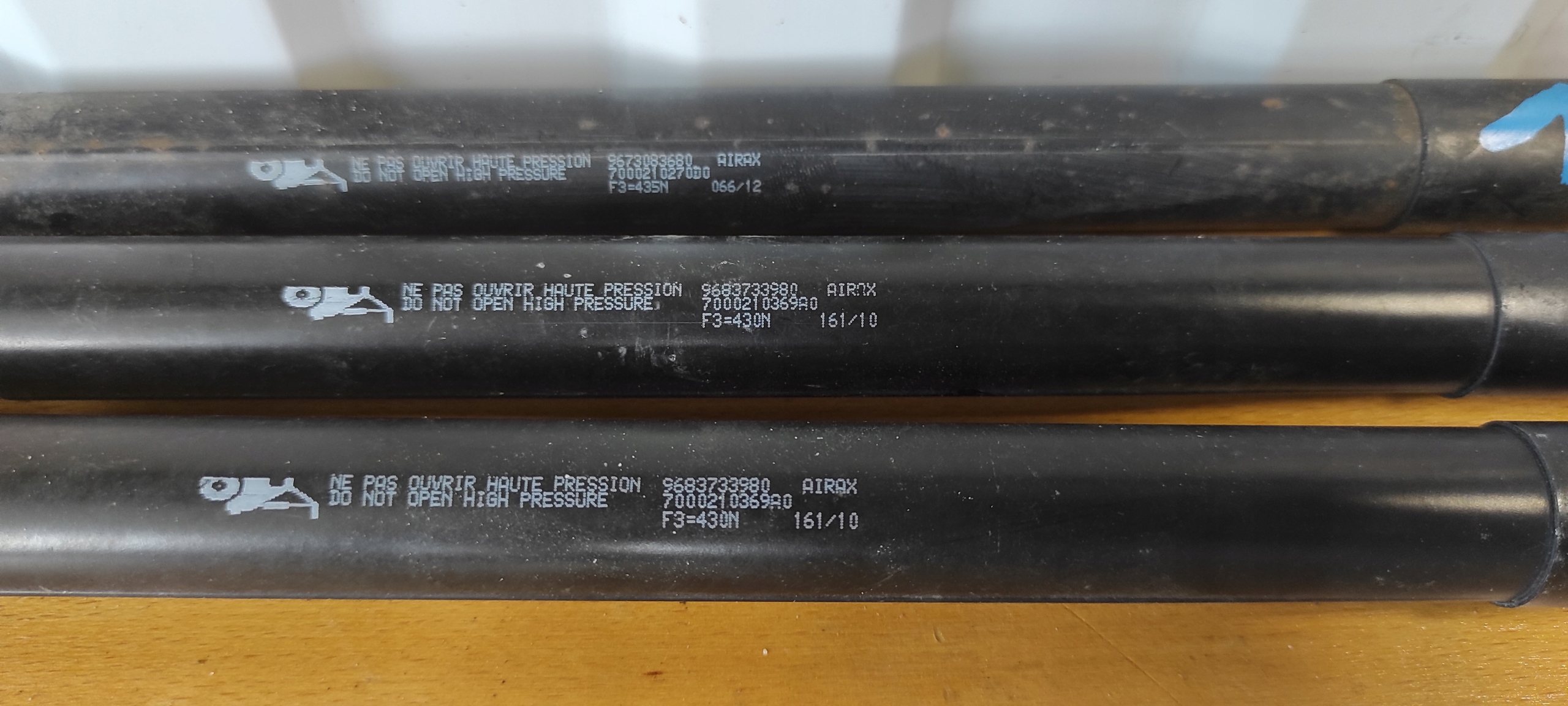 Dämpfer Gasfeder CITROEN C3 II 9683733980