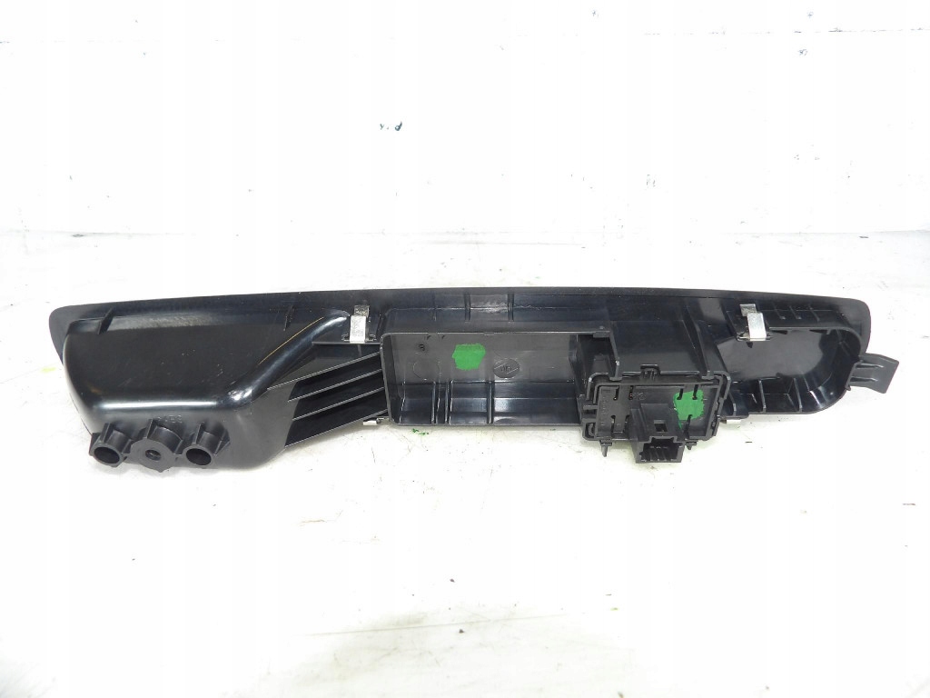 RENAULT SCENIC III LIFT switch windows right front 809600018R