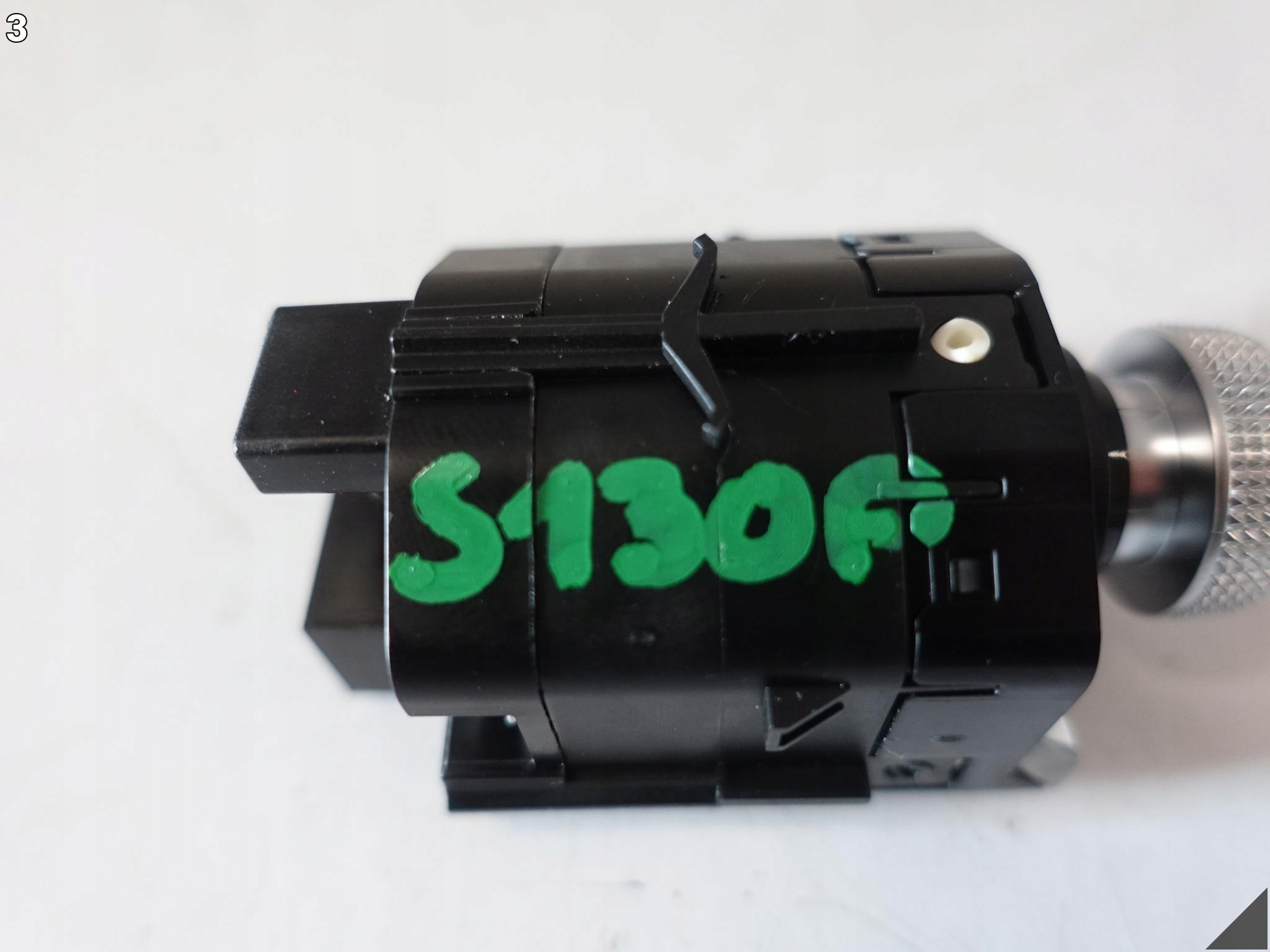AUDI Q3 83A 83B 18-25 POKRETLO control GLOSNOSCI REGULATOR CHROM