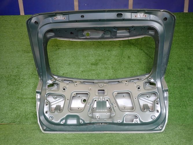 KIA SPORTAGE V 21- boot doors rear part