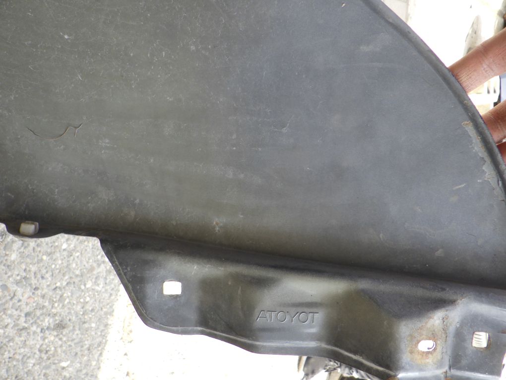 TOYOTA AVENSIS T25 II 2 03- fender front left
