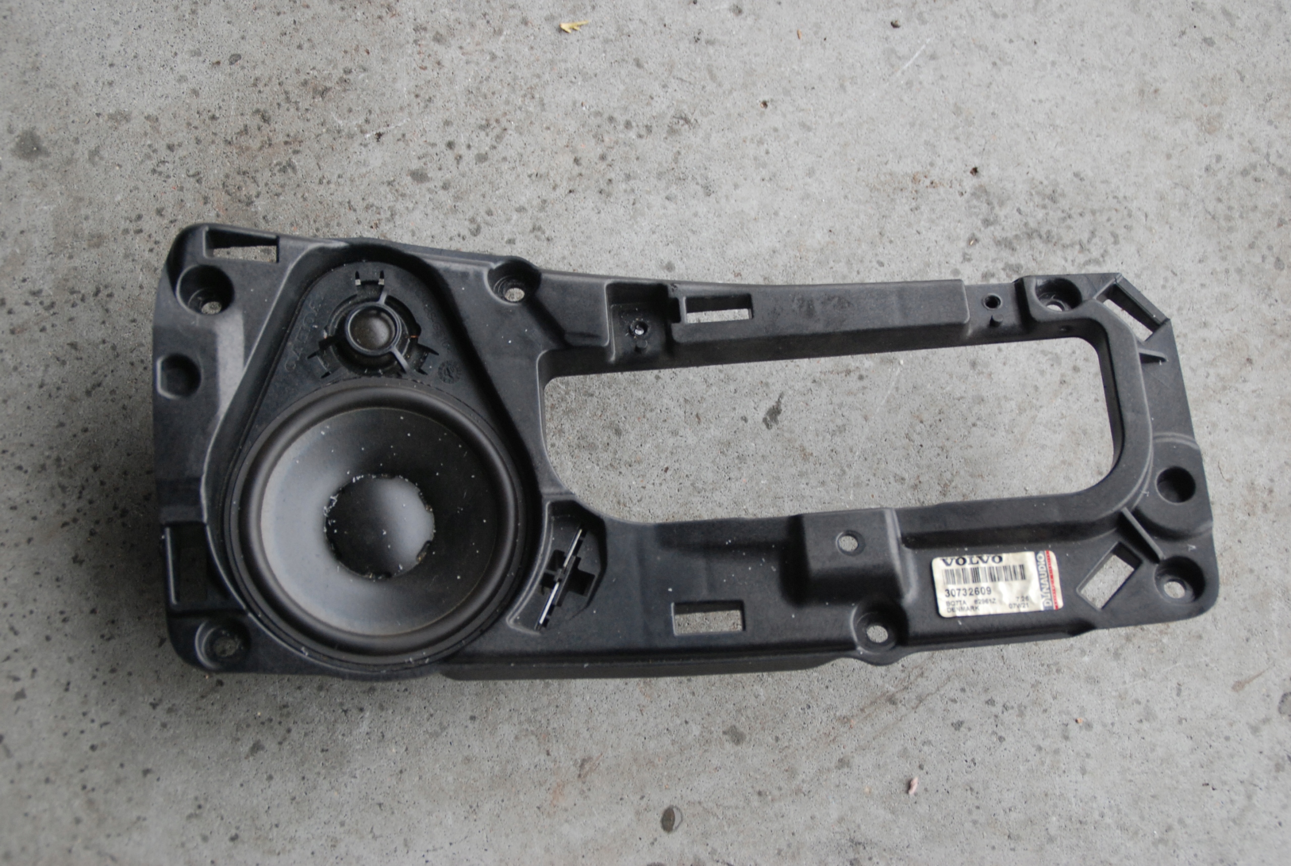 VOLVO V70 III S80 II GŁOŚNIK DYNAUDIO Kod producenta XXX