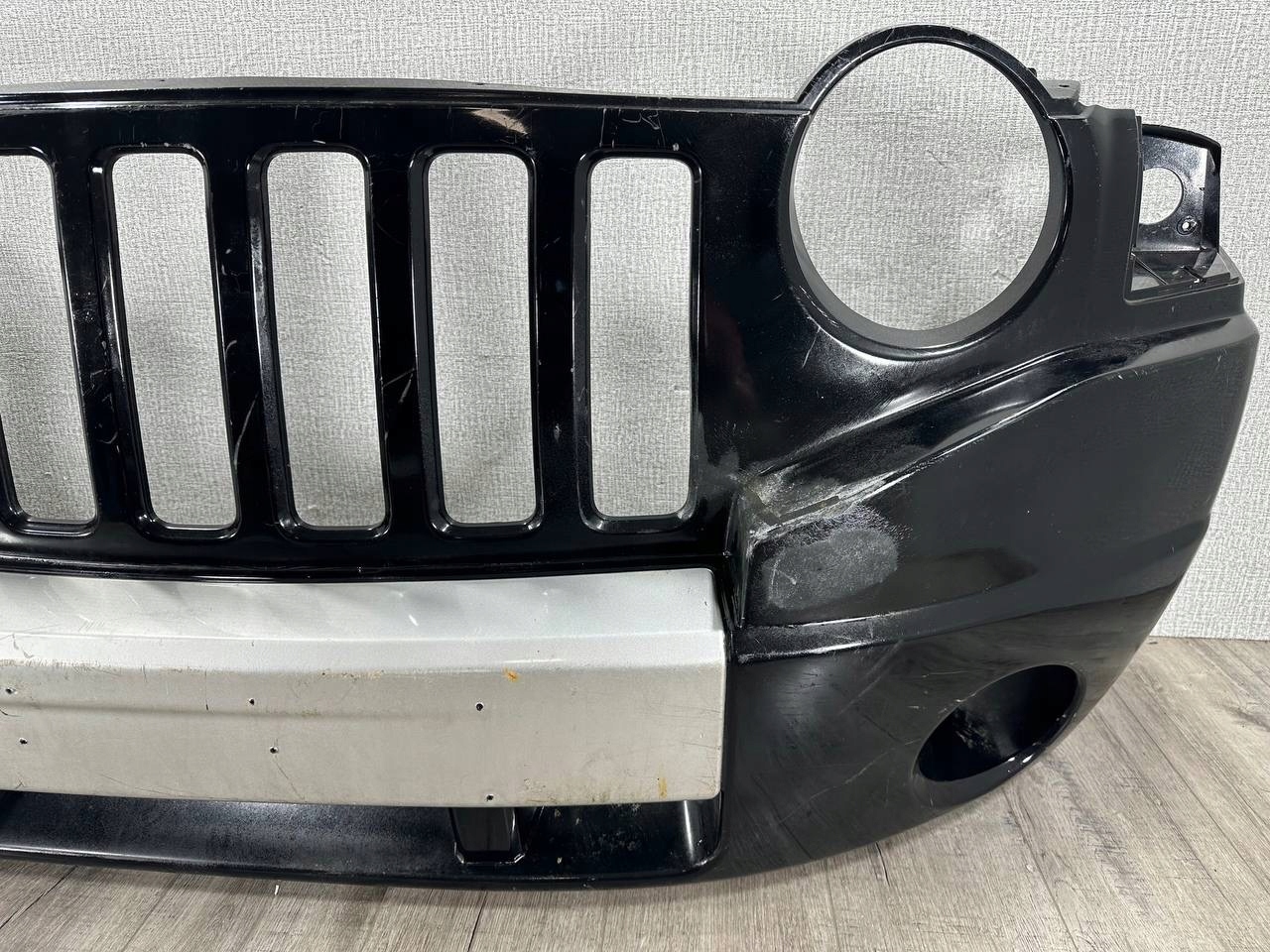 JEEP COMPASS and 2006-2010 bumper front 68002271AB