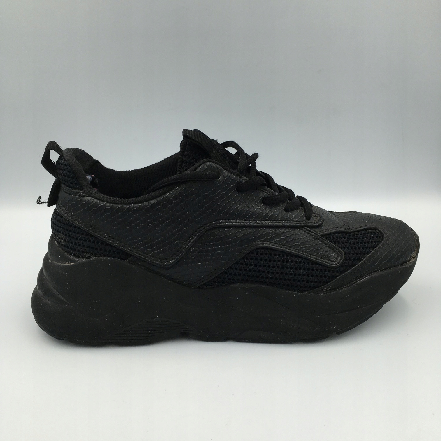 Buty damskie sneakersy Bianco rozmiar 39 Cechy dodatkowe brak