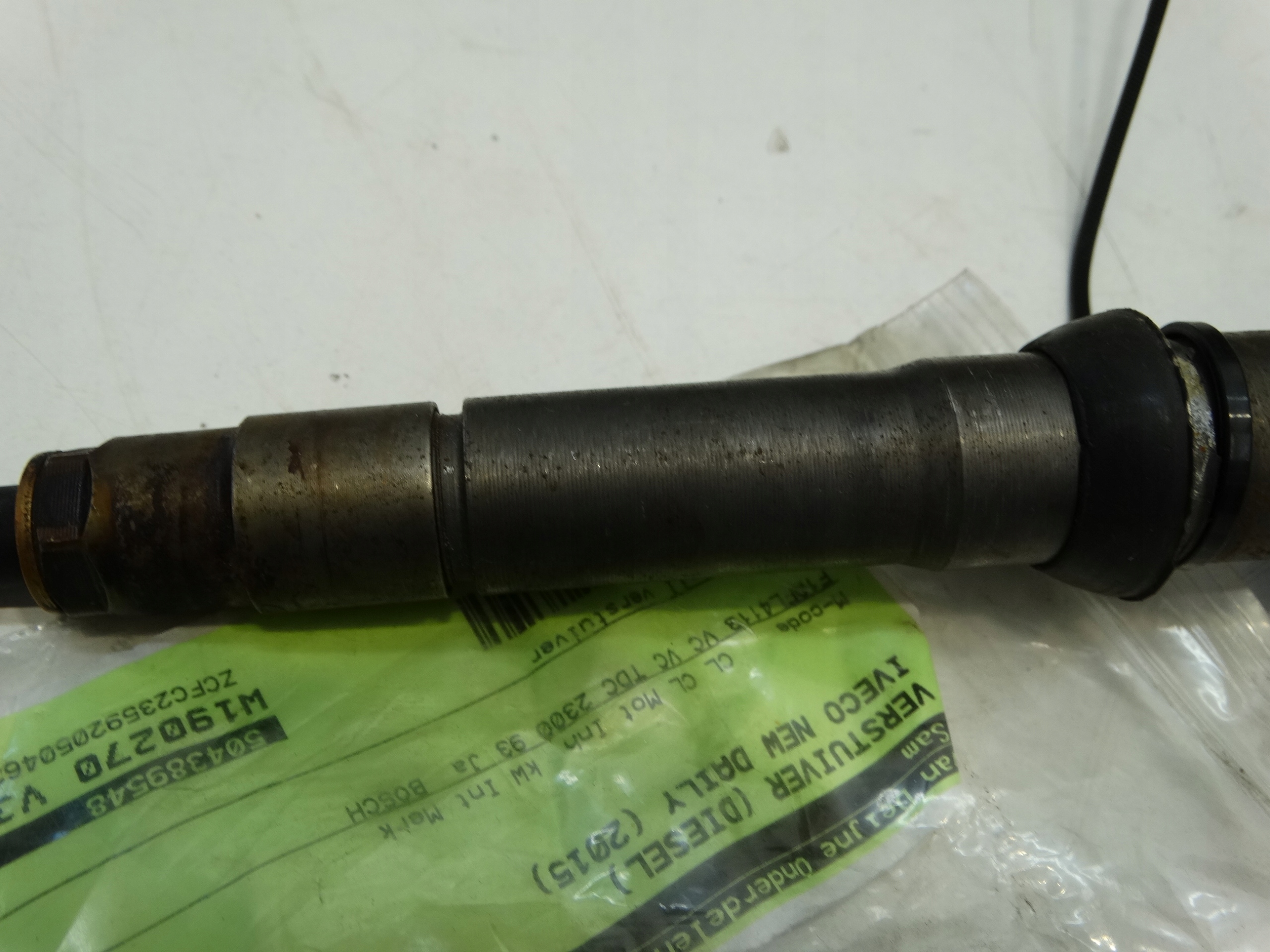 injector nozzle BOSCH CITROEN FIAT IVECO 2.3D 504389548