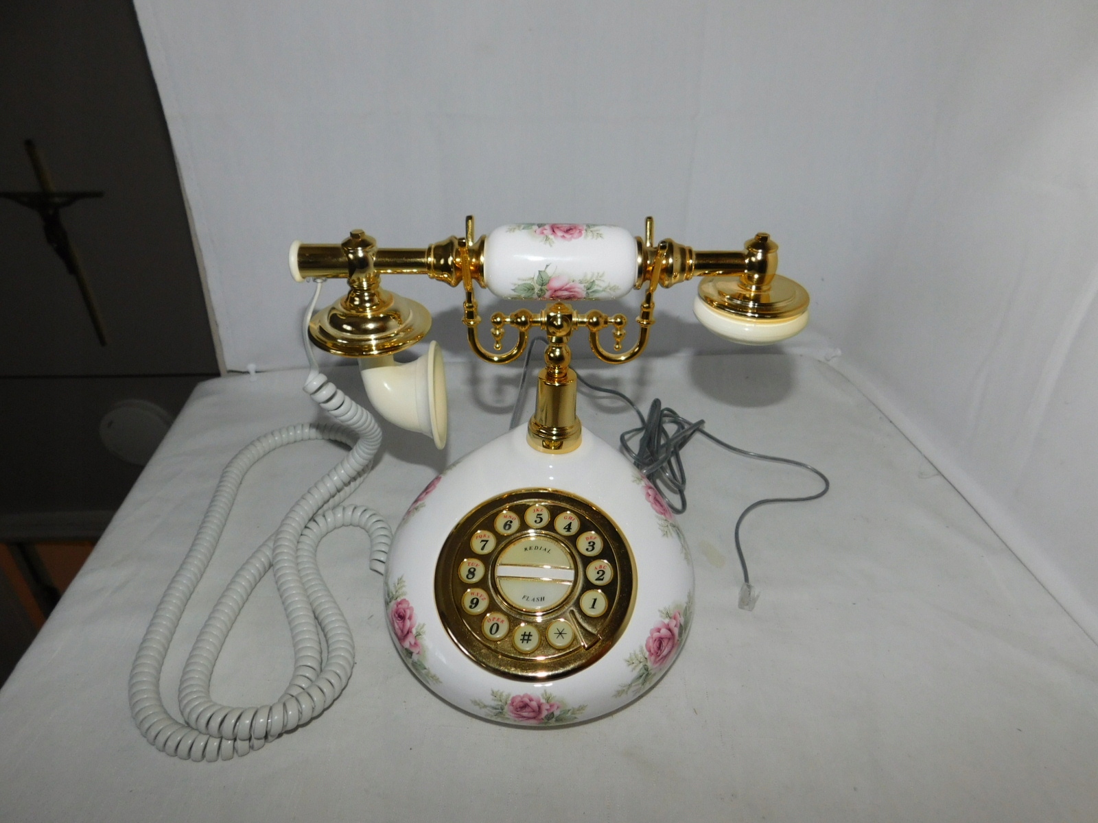 STARY STYLOWY PORCELANOWY TELEFON