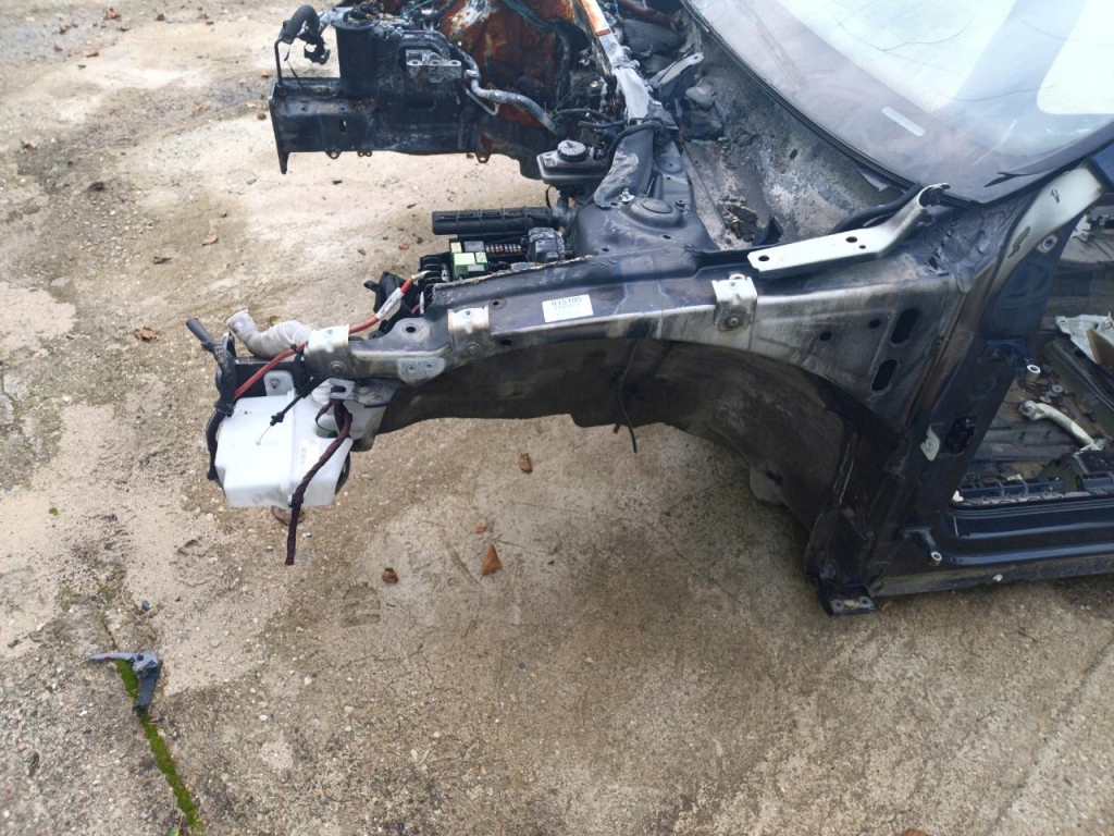 VW PASSAT B8 ĆWIARTKA PODŁUZNICA LEWA LC9X