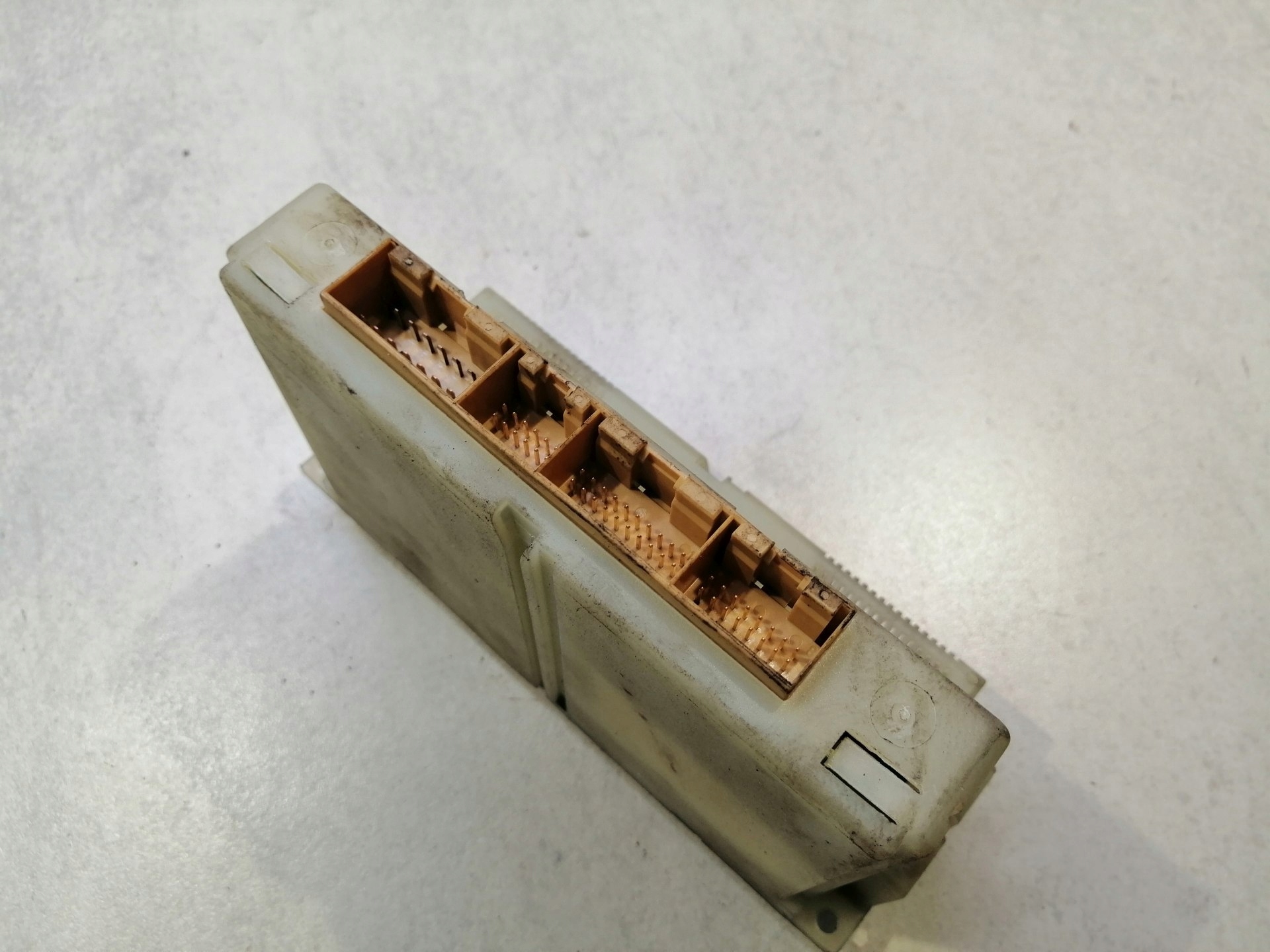 PANEL klimatizaci VW PASSAT B5 1.8 5HB00761702