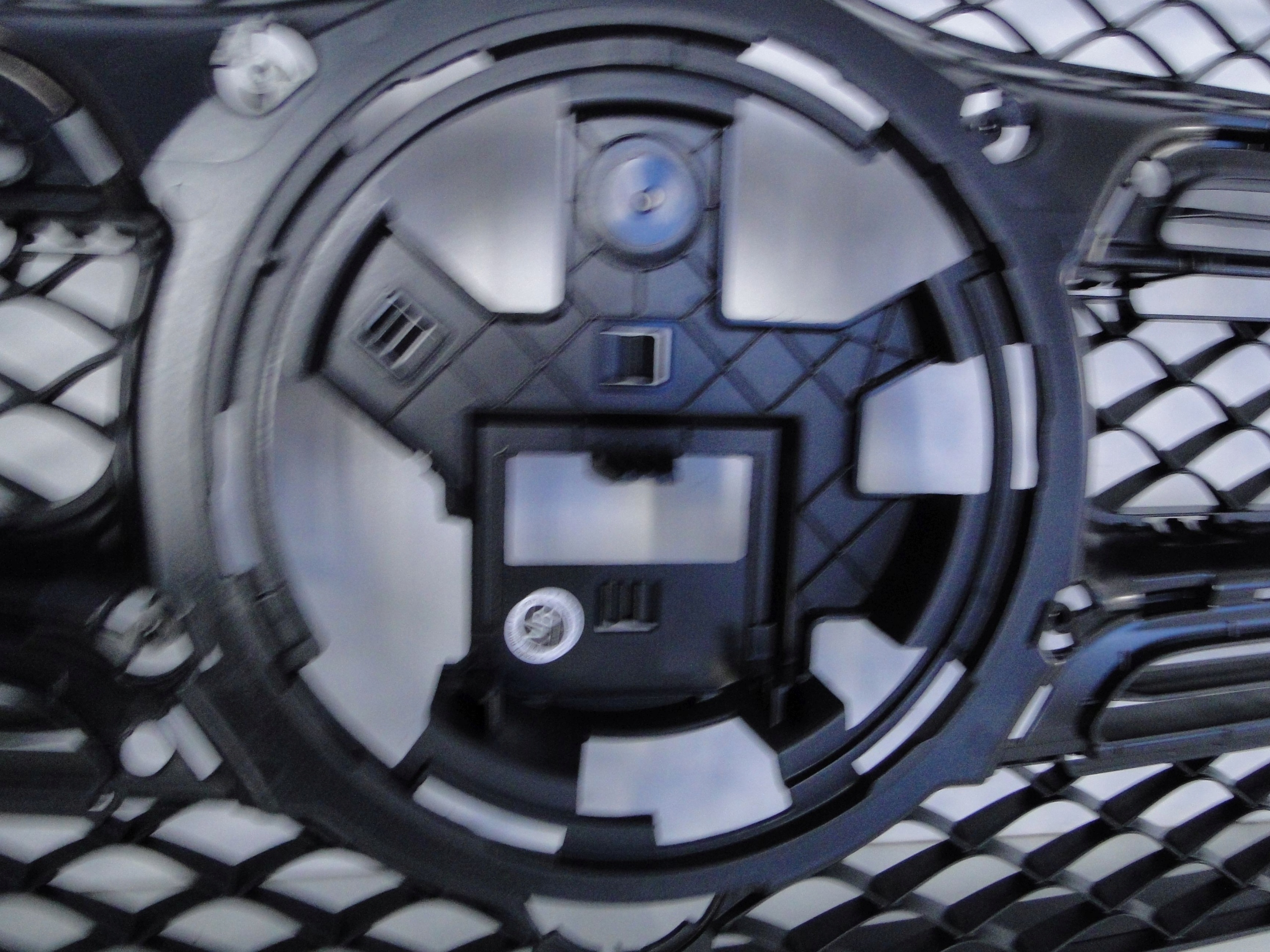 MERCEDES GLS 167 X167 GRILL ATRAPA ZDERZAKA Kolor czarny