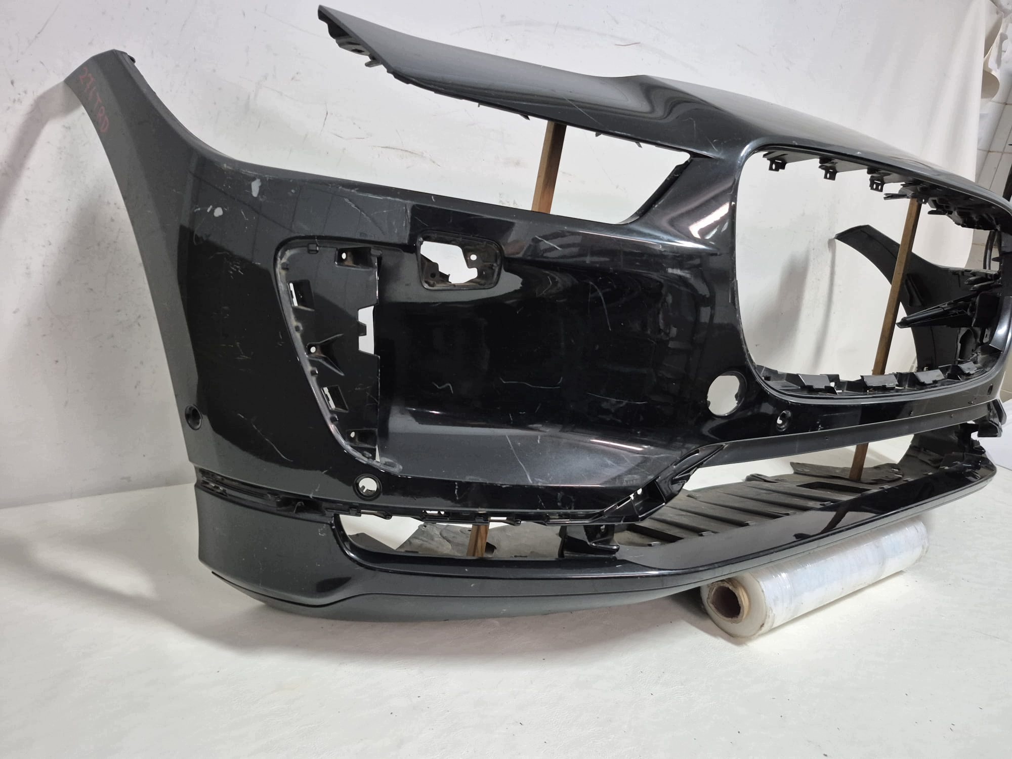 JAGUAR and-PACE X590 18- bumper front front PDC SPR J9D3-17F003-A