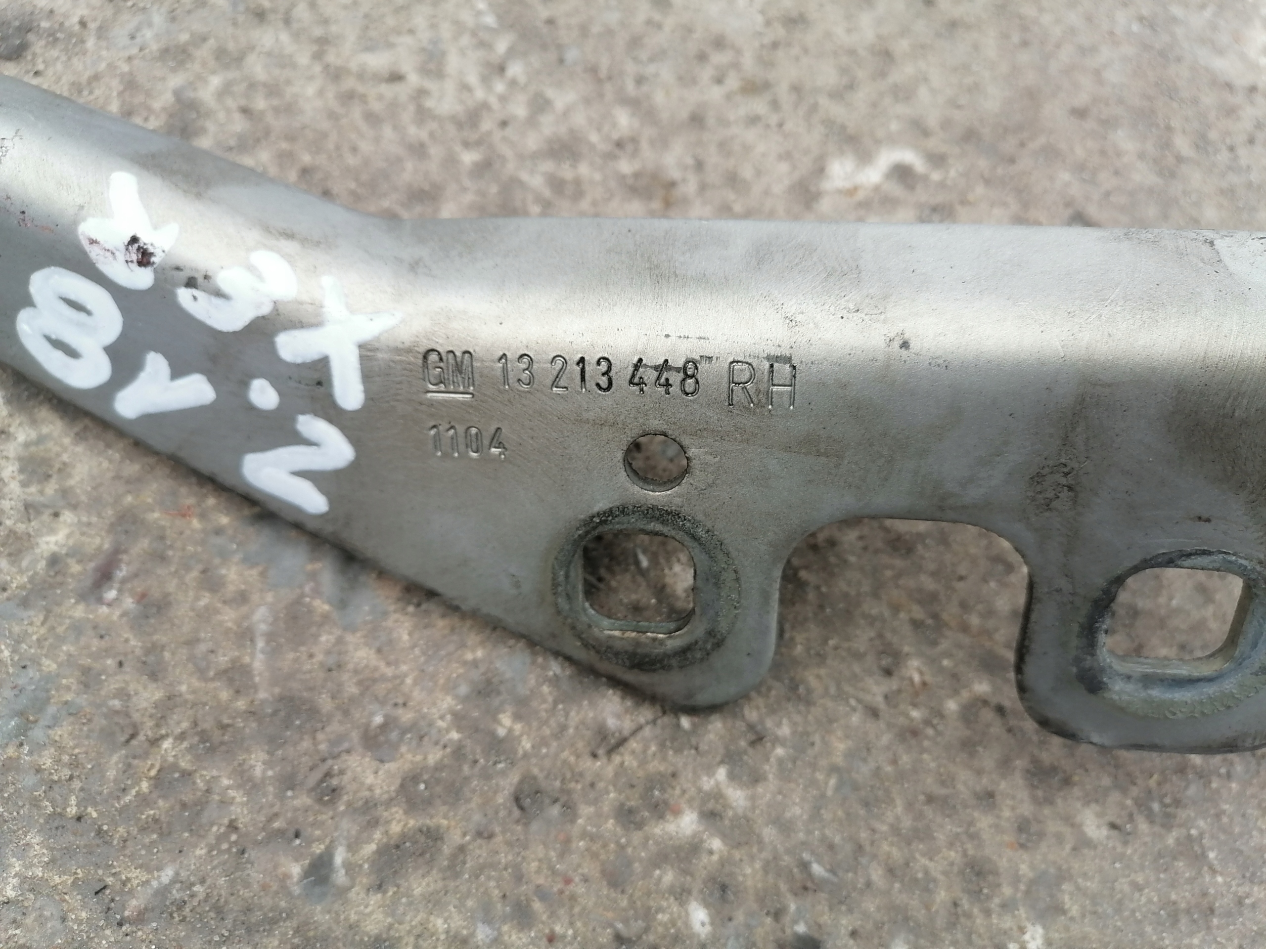 OPEL OE 13213448 Cerniera, Coperchio KOMORY Motore