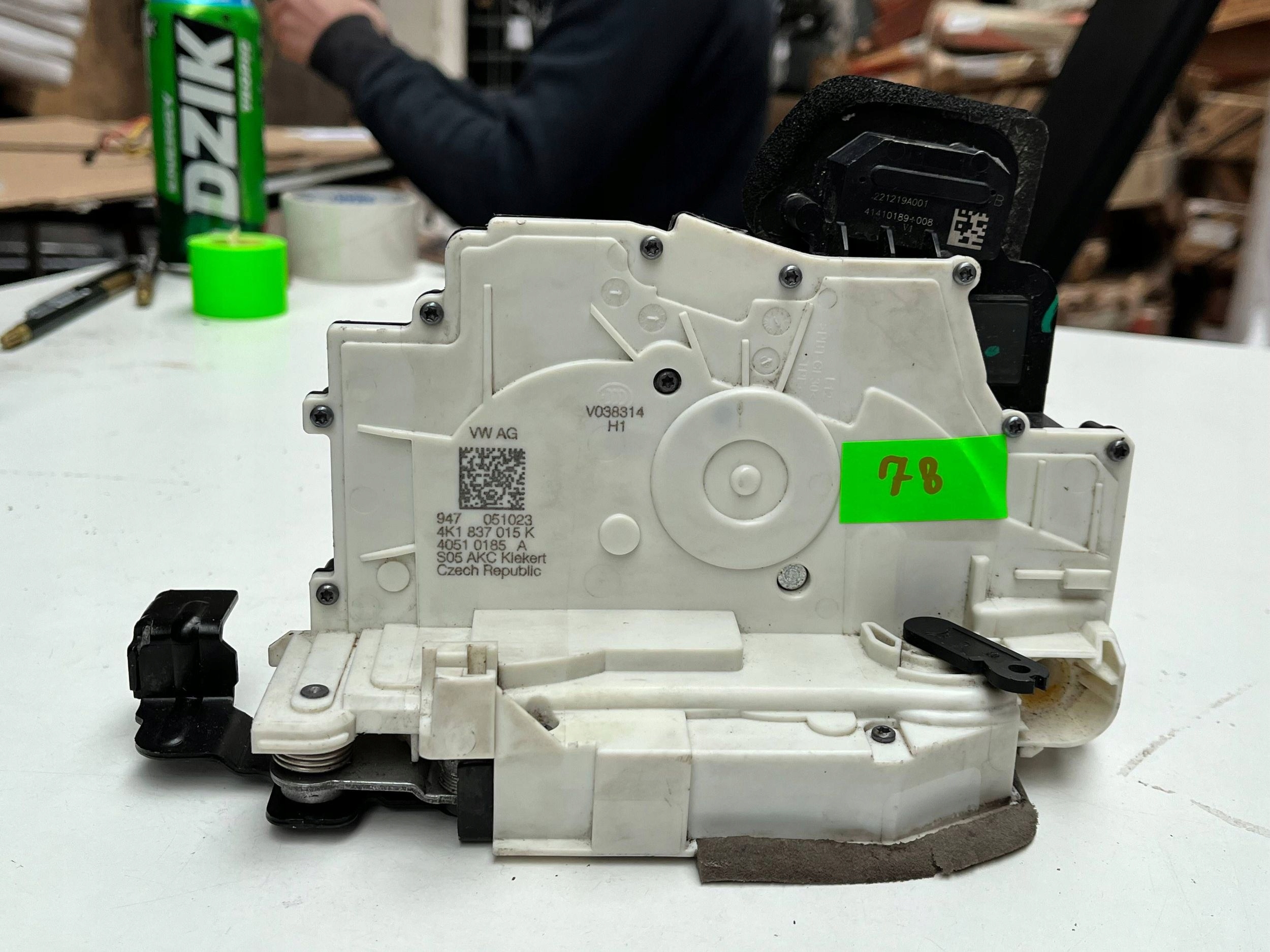 lock door przednich Audi A6 S6 C8 4K 4K1837015K !J