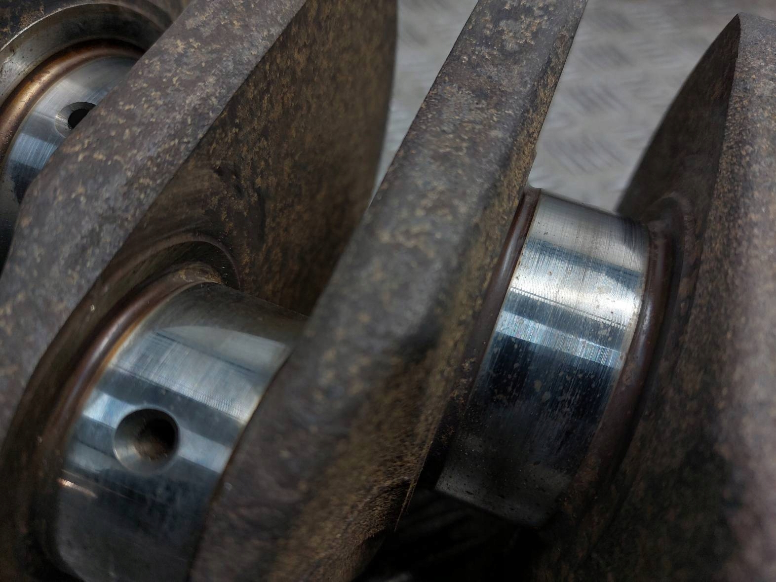 crank VOLVO V40 and (before lift) 9458425