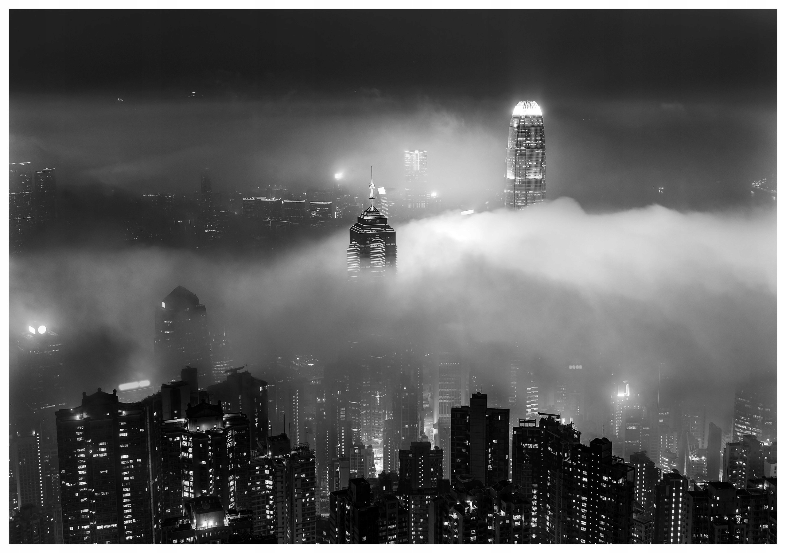 Fototapeta Mesto v noci v hmle mrakodrapy krajina 416x290 lepidlo