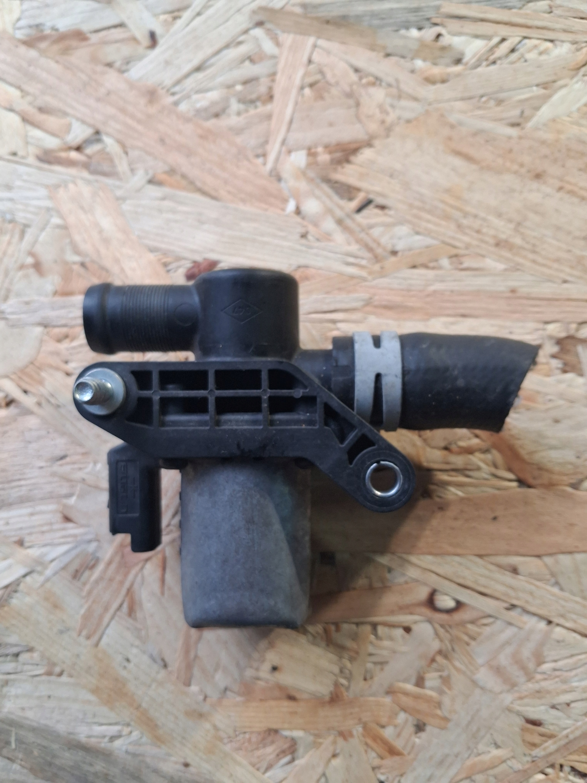 supplementary water pump RENAULT OE 212309316R