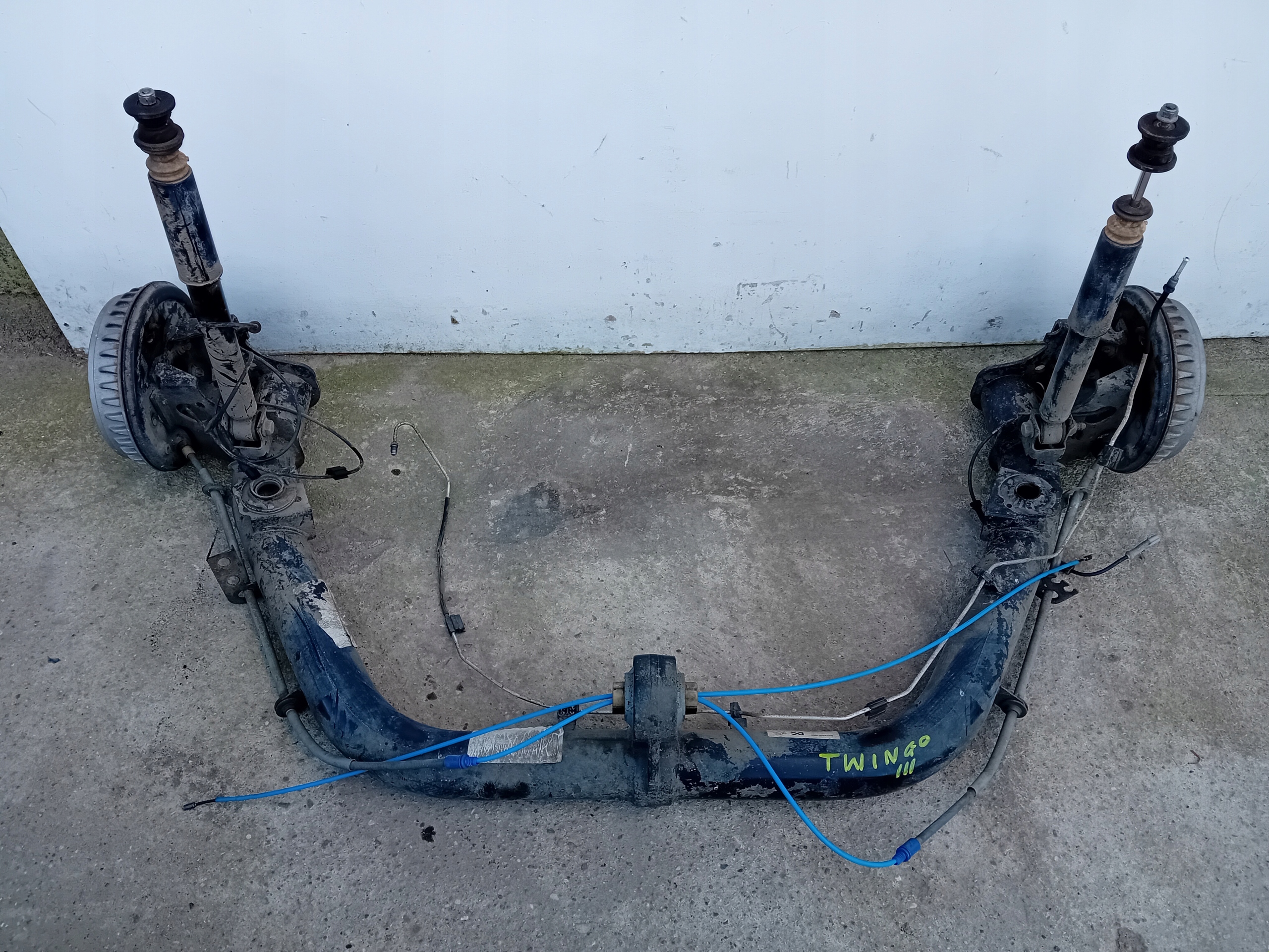 ZAWIESZENIE TYLNE BELKA OŚ RENAULT TWINGO III SMART A453