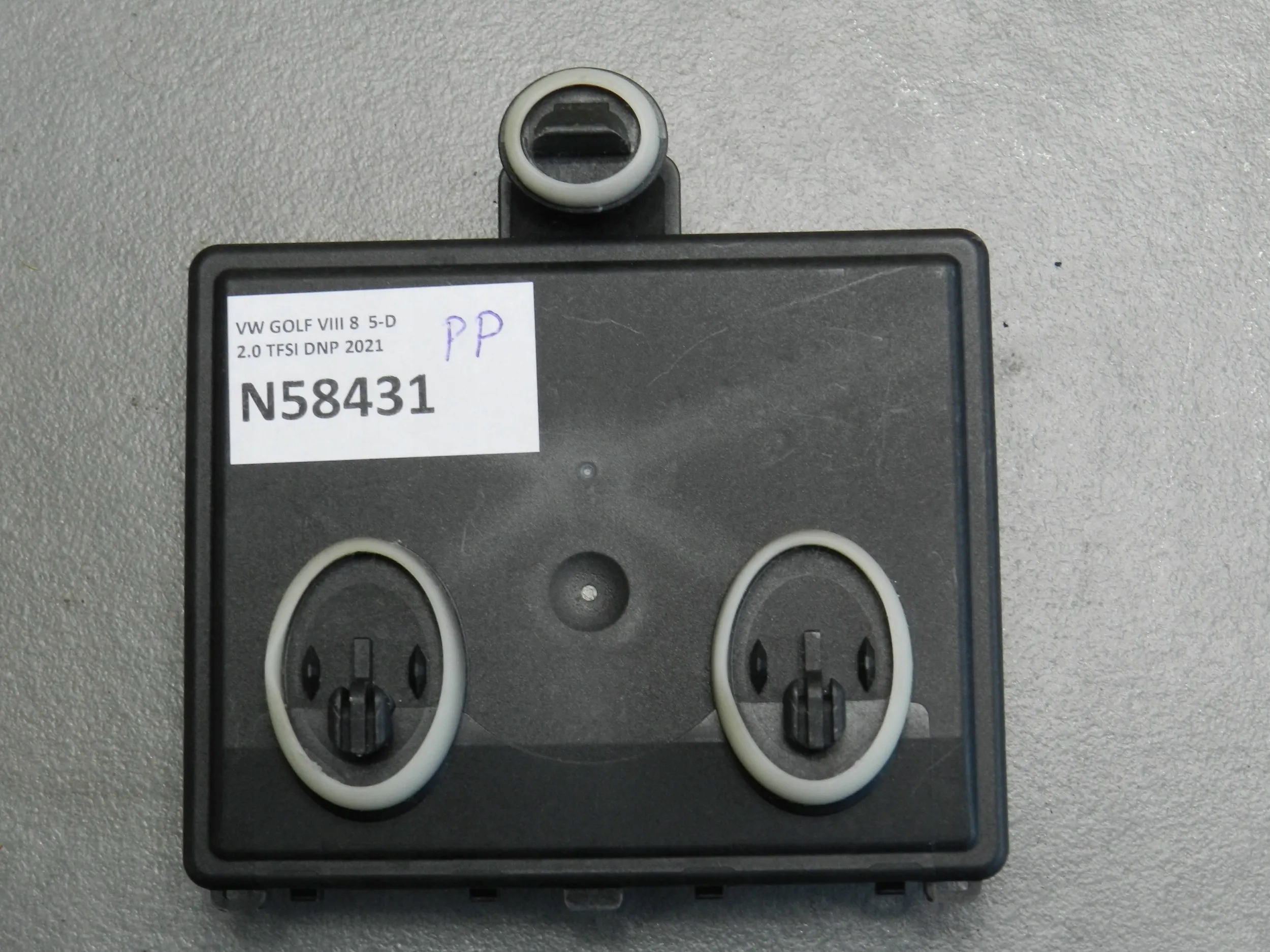 VW Golf VIII 8 module door 5Q0959592L