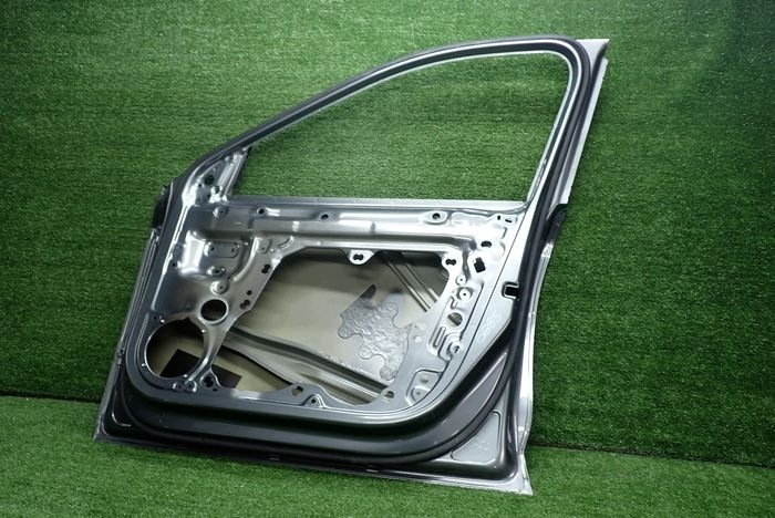 SKODA OCTAVIA IV door right front front