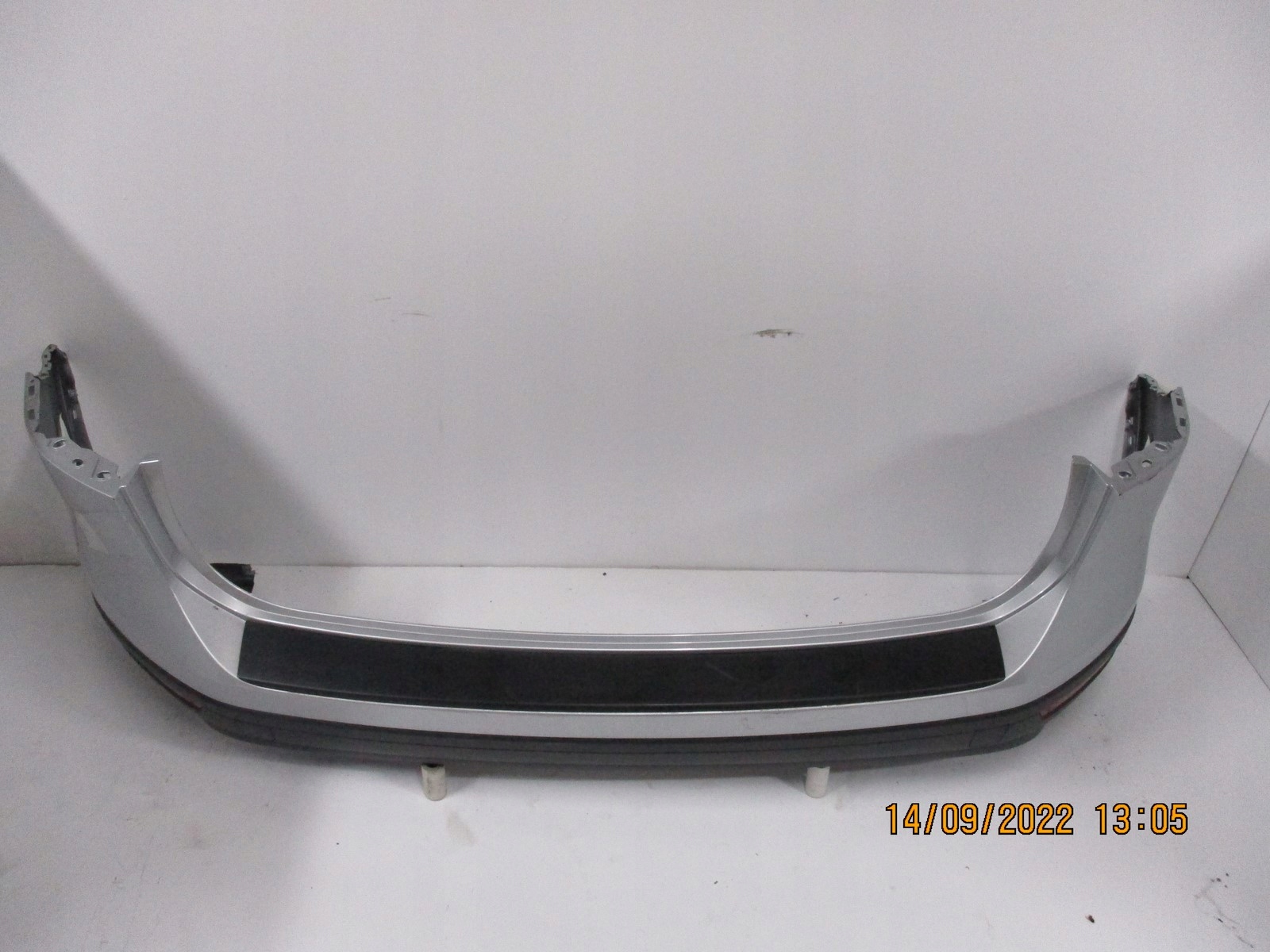 bumper VW TOUAREG III 7P6 rear part rear