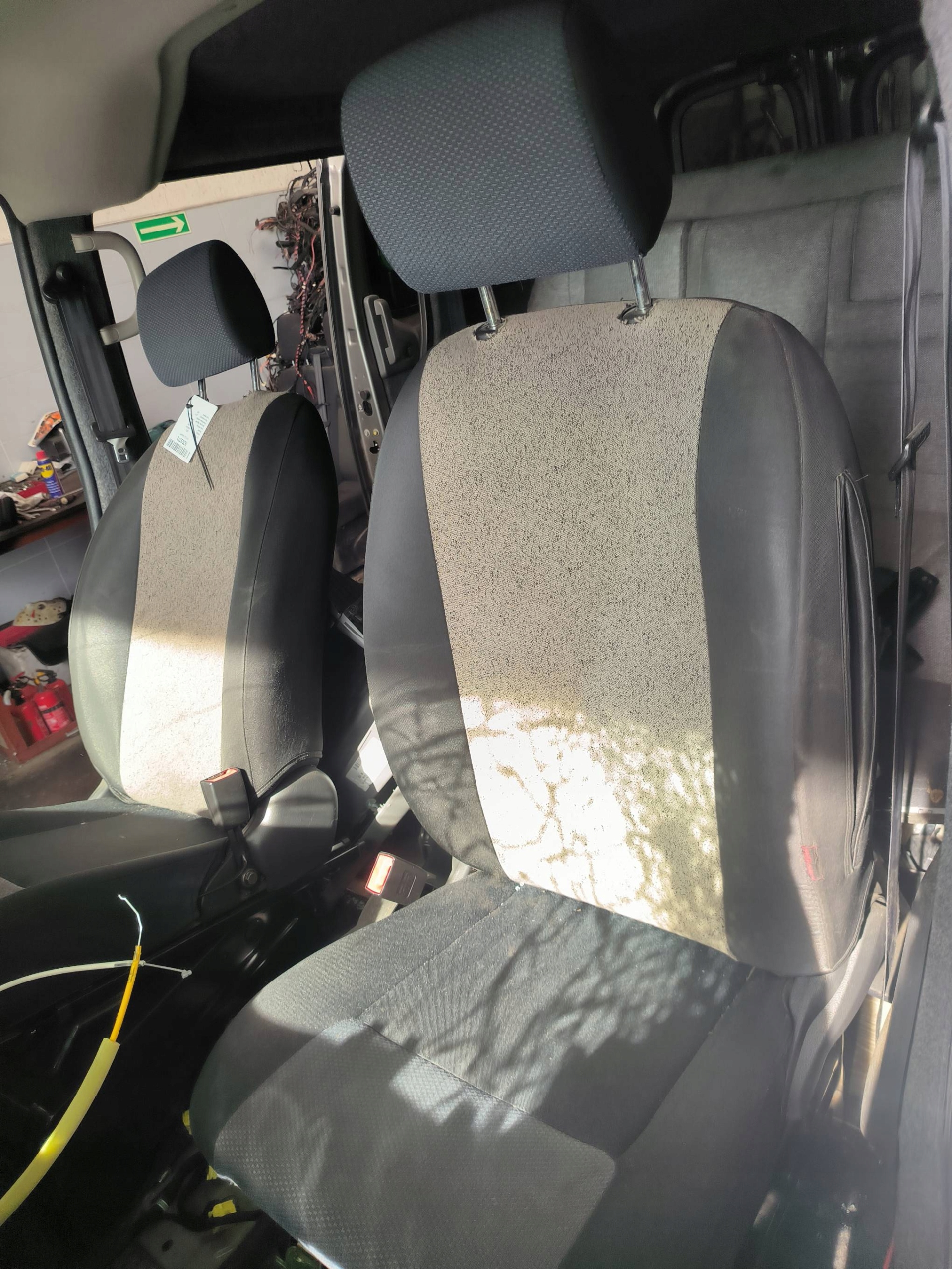 sitze KOMPLET NISSAN NV 200